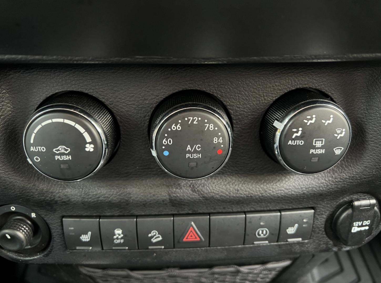 2015 GRAY /Black Cloth JEEP WRANGLER UNLIMI SAHARA (1C4HJWEG7FL) with an 3.6L V6 engine, Automatic transmission, located at 2990 Old Orchard Rd., Jackson, MO, 63755, 37.354214, -89.612106 - 2015 Jeep Wrangler Unlimited Sahara 114xxx miles 4 Wheel Drive 3.6L V6 Automatic Navigation Heated Seats 20" Wheels Bluetooth Cruise Power Windows/Locks/Mirrors We have financing available and we accept trades! Fill out a credit application on our website or come by today! If you have an - Photo#24