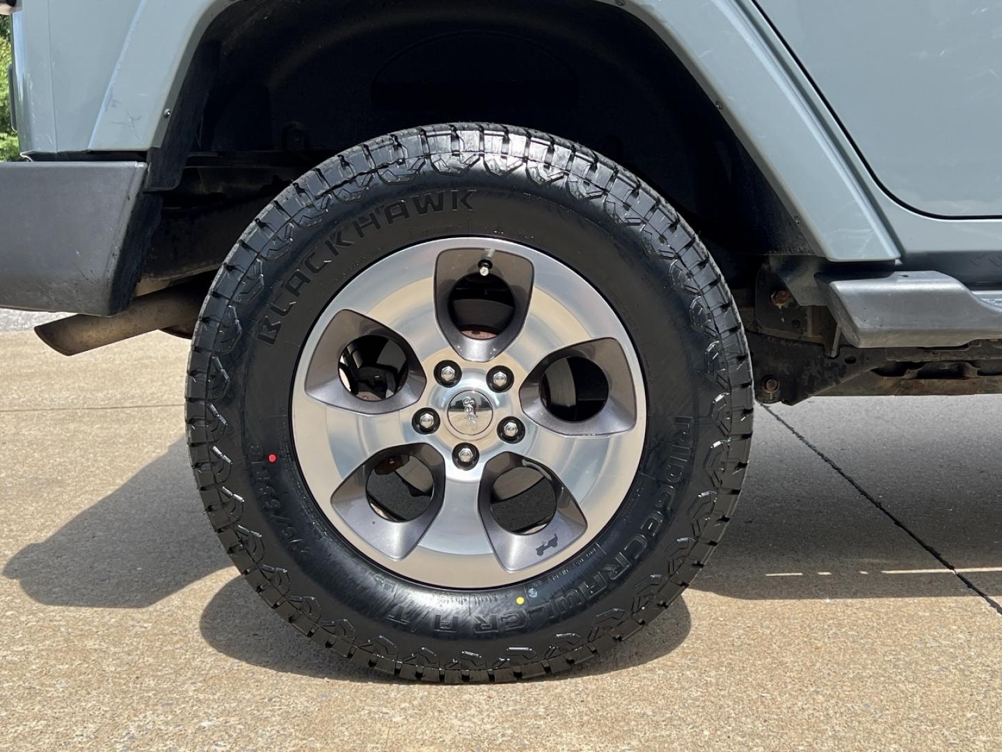 2015 GRAY /Black Cloth JEEP WRANGLER UNLIMI SAHARA (1C4HJWEG7FL) with an 3.6L V6 engine, Automatic transmission, located at 2990 Old Orchard Rd., Jackson, MO, 63755, 37.354214, -89.612106 - 2015 Jeep Wrangler Unlimited Sahara 114xxx miles 4 Wheel Drive 3.6L V6 Automatic Navigation Heated Seats 20" Wheels Bluetooth Cruise Power Windows/Locks/Mirrors We have financing available and we accept trades! Fill out a credit application on our website or come by today! If you have an - Photo#31