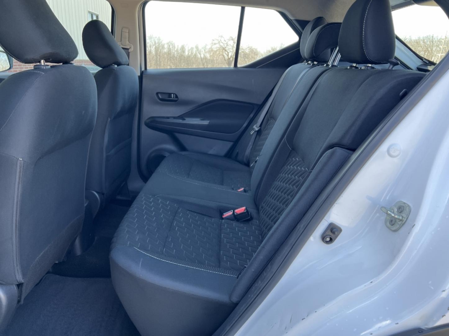 2021 WHITE /Black Cloth NISSAN KICKS S (3N1CP5BV2ML) with an 1.6L 4 Cyl. engine, Continuously Variable transmission, located at 506 S. Kingshighway, Cape Girardeau, MO, 63703, 37.294994, -89.556206 - 2021 Nissan Kicks S 1-Owner 146xxx miles Front Wheel Drive 1.6L 4 Cyl. Automatic Backup Camera Bluetooth Cruise Power Windows/Locks/Mirrors We have financing available and we accept trades! Fill out a credit application on our website or come by today! If you have any questions, give us a - Photo#14