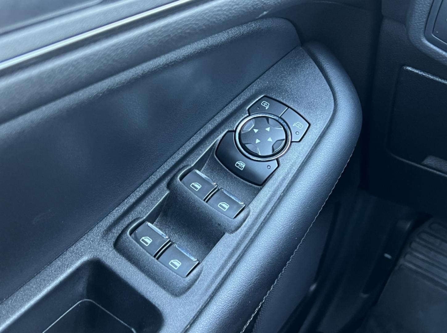 2021 SILVER /Black Cloth FORD EDGE SE (2FMPK3G94MB) with an 2.0L 4 Cyl. engine, Automatic transmission, located at 506 S. Kingshighway, Cape Girardeau, MO, 63703, 37.294994, -89.556206 - 2021 Ford Edge SE 1-Owner 89xxx miles Front Wheel Drive 2.0L 4 Cyl. Automatic New Tires Backup Camera Bluetooth Cruise Power Windows/Locks/Mirrors We have financing available and we accept trades! Fill out a credit application on our website or come by today! If you have any questions, g - Photo#27