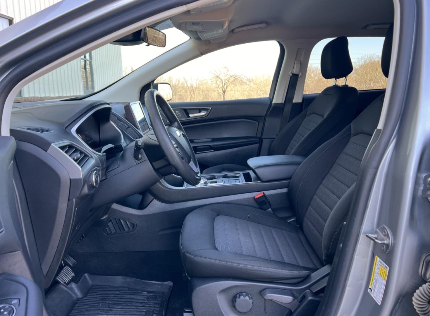 2021 SILVER /Black Cloth FORD EDGE SE (2FMPK3G94MB) with an 2.0L 4 Cyl. engine, Automatic transmission, located at 506 S. Kingshighway, Cape Girardeau, MO, 63703, 37.294994, -89.556206 - 2021 Ford Edge SE 1-Owner 89xxx miles Front Wheel Drive 2.0L 4 Cyl. Automatic New Tires Backup Camera Bluetooth Cruise Power Windows/Locks/Mirrors We have financing available and we accept trades! Fill out a credit application on our website or come by today! If you have any questions, g - Photo#11