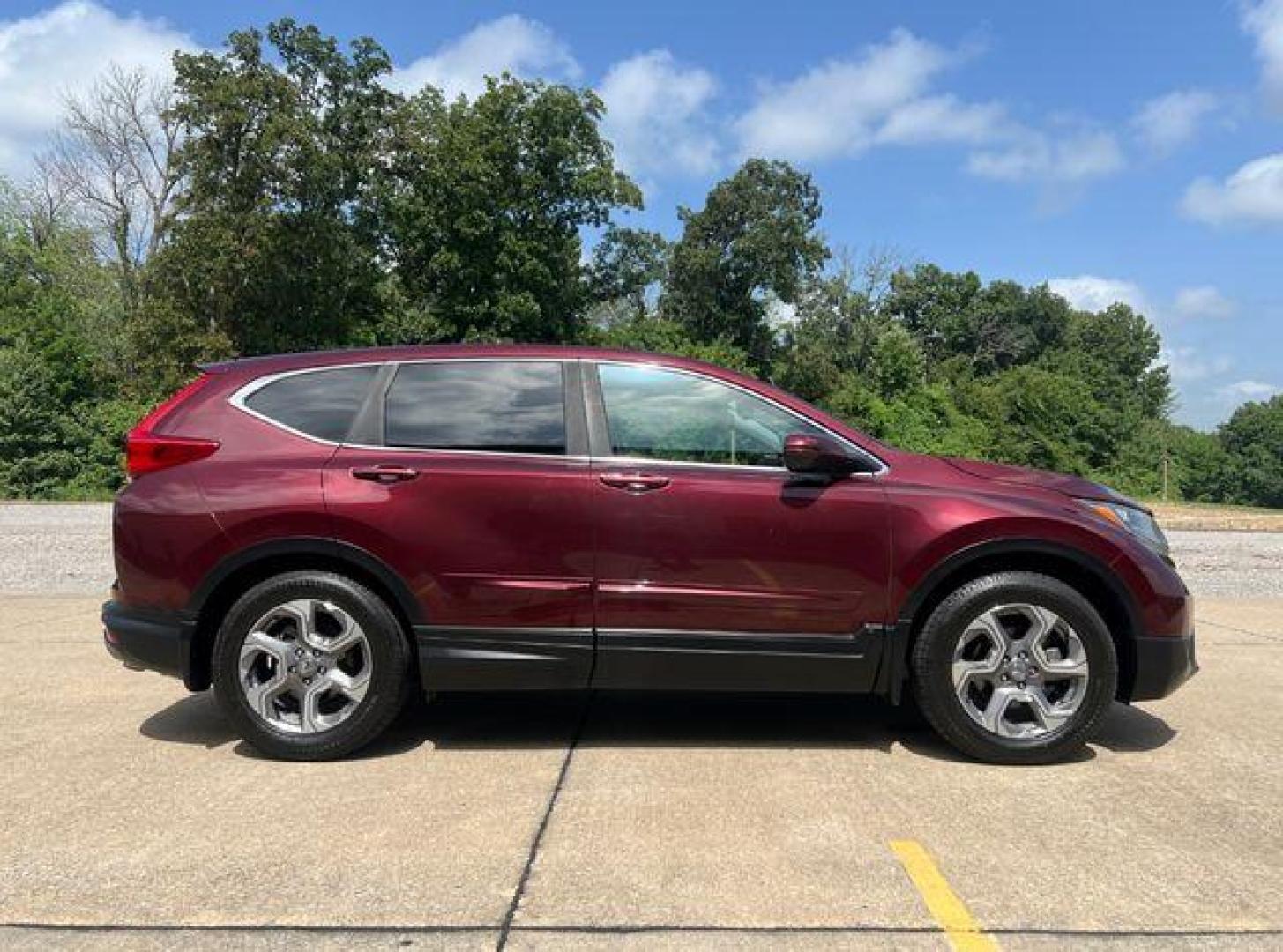 2017 MAROON /Gray Leather HONDA CR-V EXL (5J6RW1H89HL) with an 1.5L 4 Cyl. engine, Continuously Variable transmission, located at 2990 Old Orchard Rd., Jackson, MO, 63755, 37.354214, -89.612106 - 2017 Honda CR-V EX-L 150xxx miles Front Wheel Drive 1.5L 4 Cyl. Automatic Leather Backup Camera Sunroof Power/Heated Seats Bluetooth Remote Start Cruise Power Windows/Locks/Mirrors We have financing available and we accept trades! Fill out a credit application on our website or come by - Photo#9