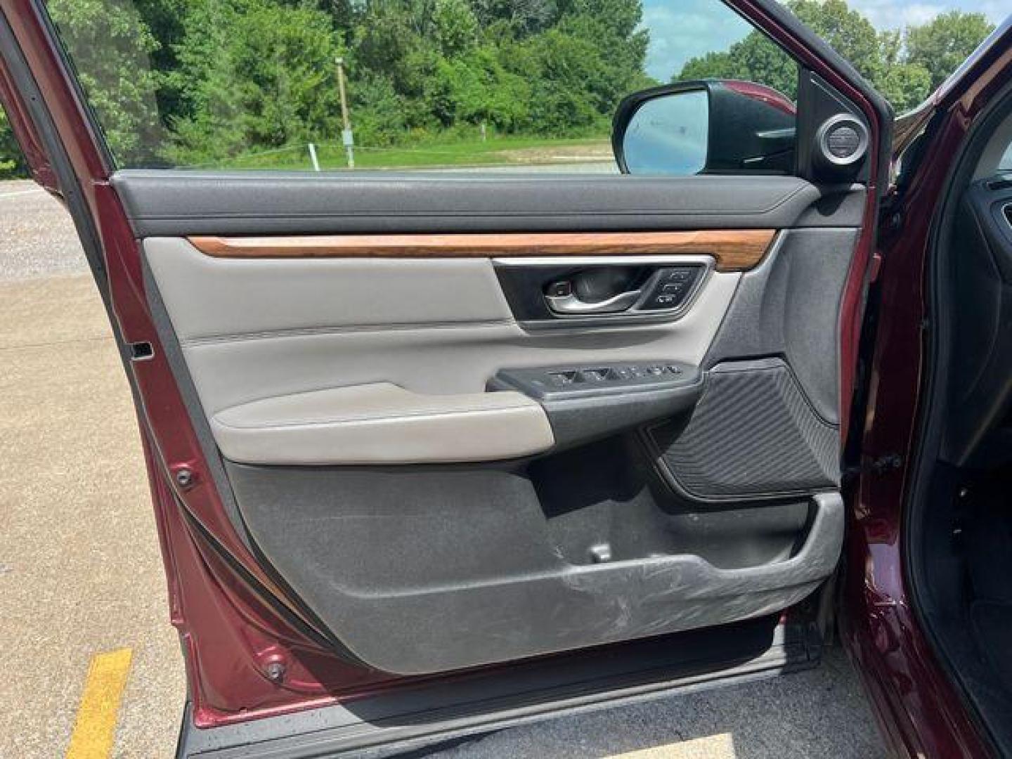 2017 MAROON /Gray Leather HONDA CR-V EXL (5J6RW1H89HL) with an 1.5L 4 Cyl. engine, Continuously Variable transmission, located at 2990 Old Orchard Rd., Jackson, MO, 63755, 37.354214, -89.612106 - 2017 Honda CR-V EX-L 150xxx miles Front Wheel Drive 1.5L 4 Cyl. Automatic Leather Backup Camera Sunroof Power/Heated Seats Bluetooth Remote Start Cruise Power Windows/Locks/Mirrors We have financing available and we accept trades! Fill out a credit application on our website or come by - Photo#14
