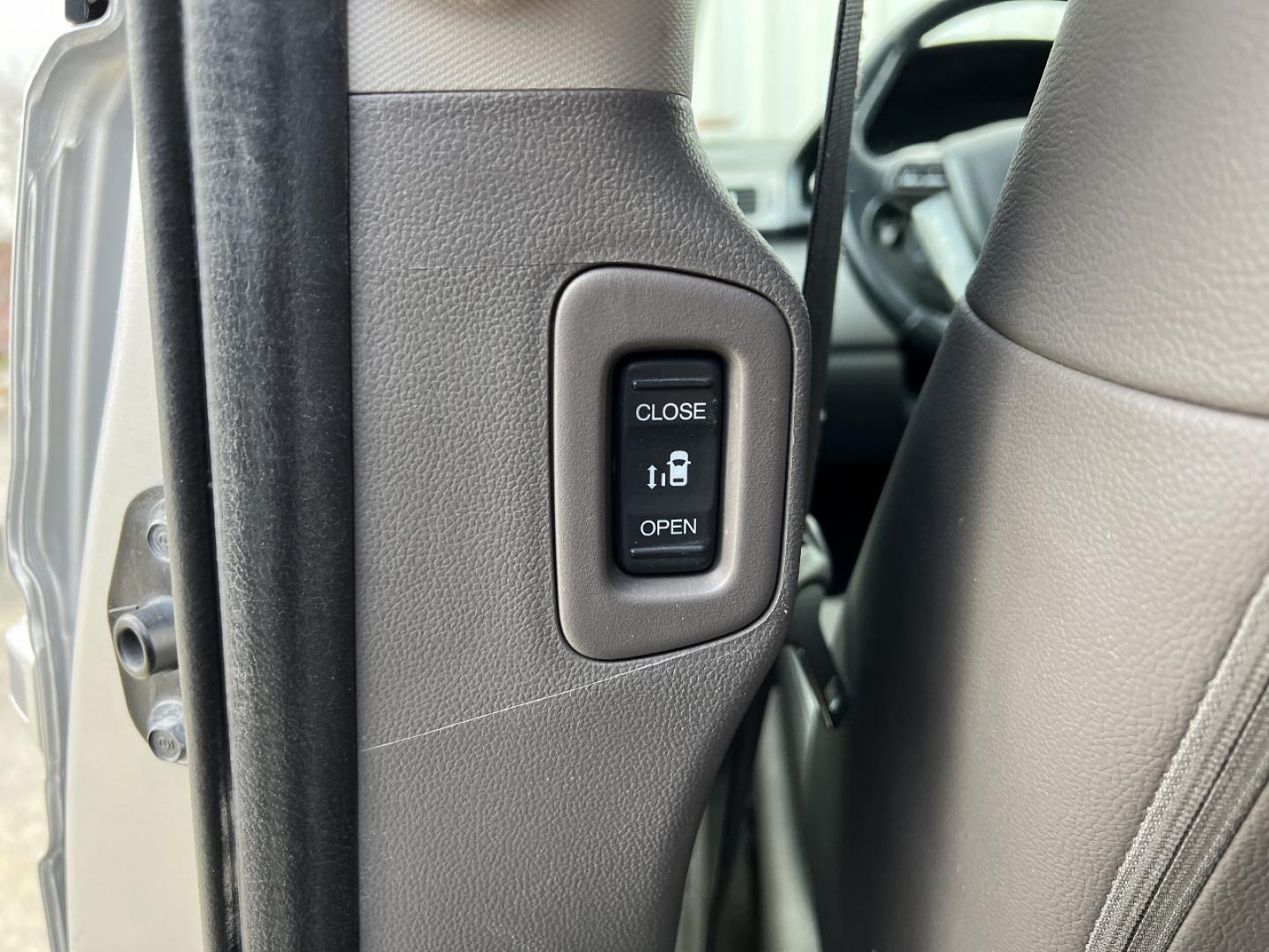 2015 SILVER /Gray Leather Honda Odyssey EX-L (5FNRL5H63FB) with an 3.5L V6 engine, Automatic transmission, located at 2990 Old Orchard Rd., Jackson, MO, 63755, 37.354214, -89.612106 - 2015 Honda Odyssey EX-L 224xxx miles Front Wheel Drive 3.5L V6 Automatic Leather 3rd Row New Tires Backup Camera Power/Heated Seats Sunroof Bluetooth Cruise Power Windows/Locks/Mirrors We have financing available and we accept trades! Fill out a credit application on our website or com - Photo#31