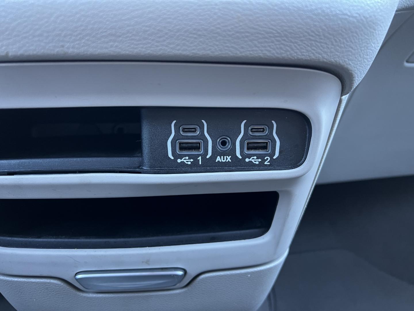 2021 WHITE /Gray Cloth CHRYSLER VOYAGER LX (2C4RC1CG5MR) with an 3.6L V6 engine, Automatic transmission, located at 2990 Old Orchard Rd., Jackson, MO, 63755, 37.354214, -89.612106 - 2021 Chrysler Voyager LX 1-Owner 95xxx miles Front Wheel Drive 3.6L V6 Automatic 3rd Row Backup Camera Power Driver Seat Stow 'N Go Bluetooth Cruise Power Windows/Locks/Mirrors We have financing available and we accept trades! Fill out a credit application on our website or come by toda - Photo#26