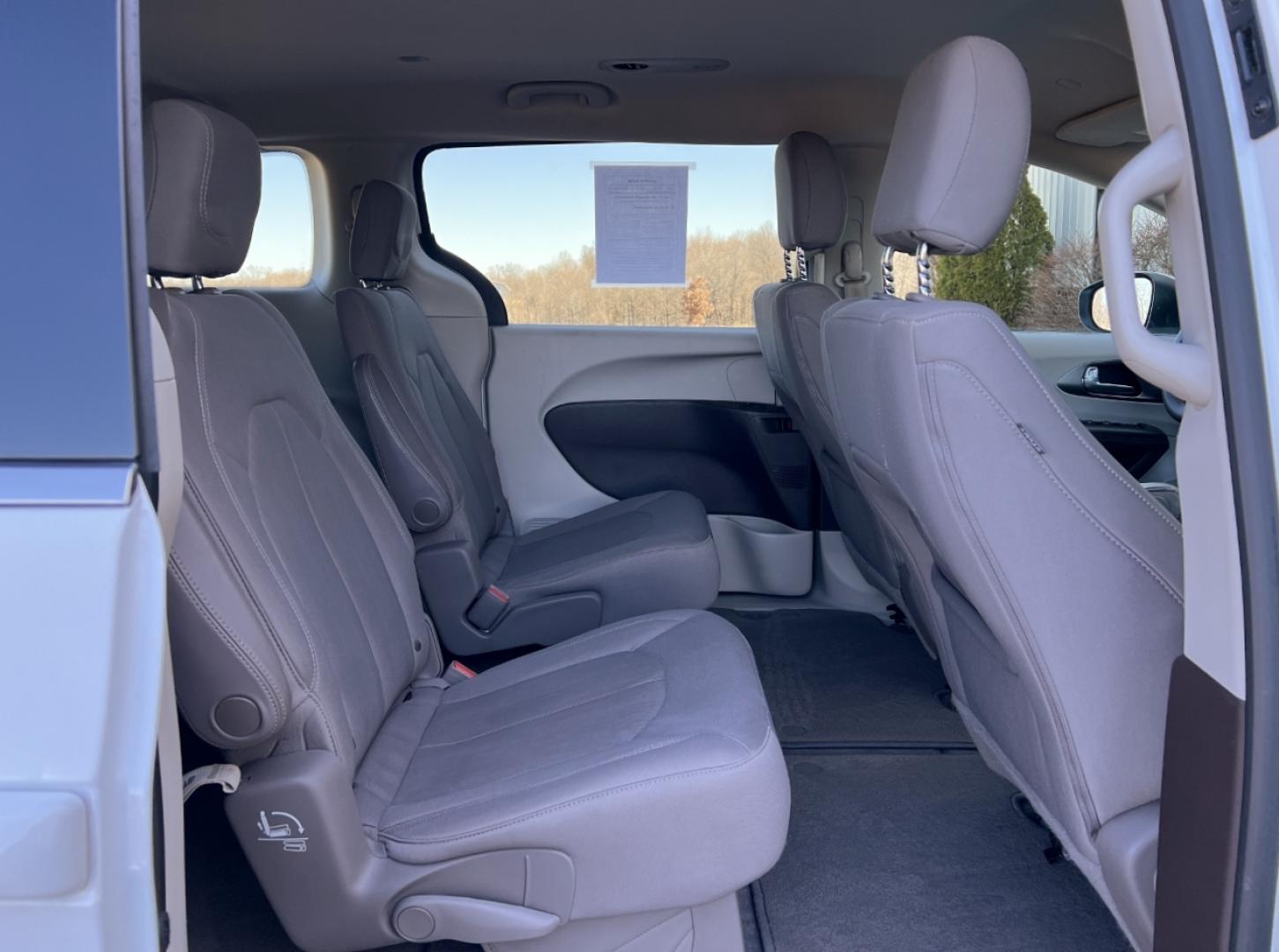 2021 WHITE /Gray Cloth CHRYSLER VOYAGER LX (2C4RC1CG5MR) with an 3.6L V6 engine, Automatic transmission, located at 2990 Old Orchard Rd., Jackson, MO, 63755, 37.354214, -89.612106 - 2021 Chrysler Voyager LX 1-Owner 95xxx miles Front Wheel Drive 3.6L V6 Automatic 3rd Row Backup Camera Power Driver Seat Stow 'N Go Bluetooth Cruise Power Windows/Locks/Mirrors We have financing available and we accept trades! Fill out a credit application on our website or come by toda - Photo#16