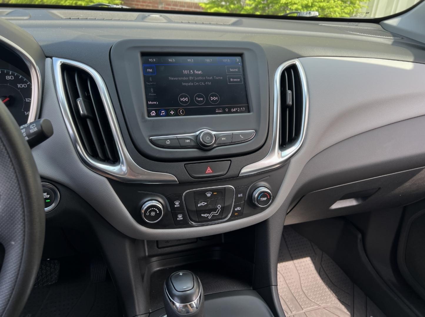 2021 WHITE /Gray Cloth CHEVROLET EQUINOX LS (3GNAXHEVXMS) with an 1.5L 4 Cyl. engine, Automatic transmission, located at 2990 Old Orchard Rd., Jackson, MO, 63755, 37.354214, -89.612106 - 2021 Chevrolet Equinox LS 93xxx miles Front Wheel Drive 1.5L 4 Cyl. Automatic Power Driver Seat Backup Camera Bluetooth Cruise Power Windows/Locks/Mirrors We have financing available and we accept trades! Fill out a credit application on our website or come by today! If you have any quest - Photo#25