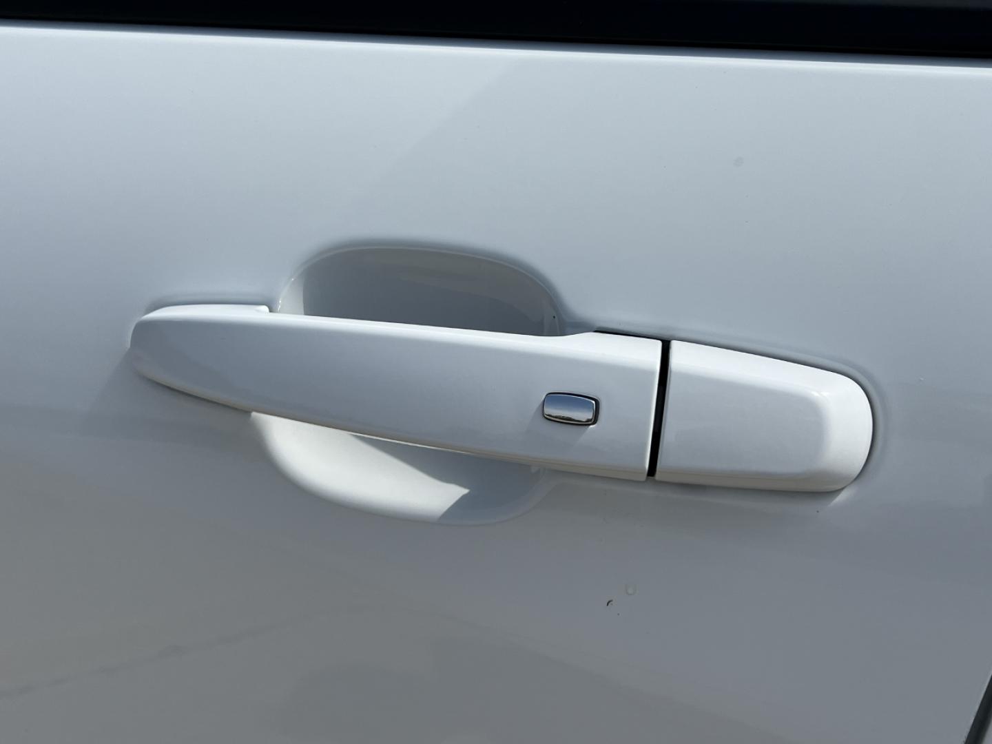 2021 WHITE /Gray Cloth CHEVROLET EQUINOX LS (3GNAXHEVXMS) with an 1.5L 4 Cyl. engine, Automatic transmission, located at 2990 Old Orchard Rd., Jackson, MO, 63755, 37.354214, -89.612106 - 2021 Chevrolet Equinox LS 93xxx miles Front Wheel Drive 1.5L 4 Cyl. Automatic Power Driver Seat Backup Camera Bluetooth Cruise Power Windows/Locks/Mirrors We have financing available and we accept trades! Fill out a credit application on our website or come by today! If you have any quest - Photo#32