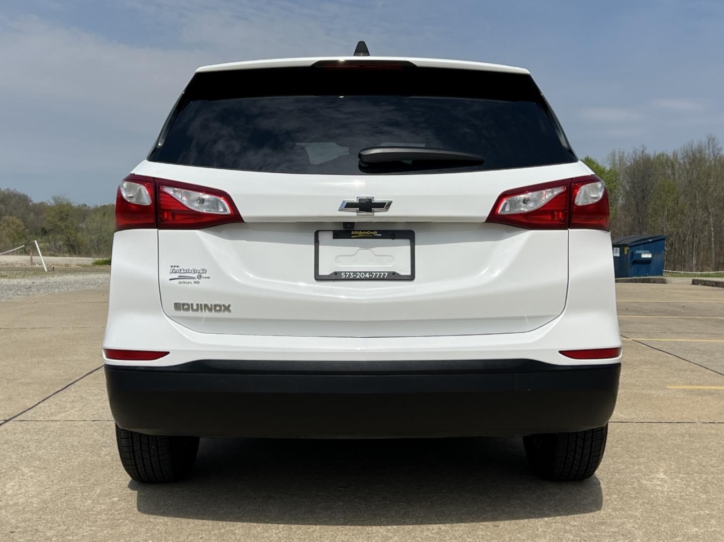 2021 WHITE /Gray Cloth CHEVROLET EQUINOX LS (3GNAXHEVXMS) with an 1.5L 4 Cyl. engine, Automatic transmission, located at 2990 Old Orchard Rd., Jackson, MO, 63755, 37.354214, -89.612106 - 2021 Chevrolet Equinox LS 93xxx miles Front Wheel Drive 1.5L 4 Cyl. Automatic Power Driver Seat Backup Camera Bluetooth Cruise Power Windows/Locks/Mirrors We have financing available and we accept trades! Fill out a credit application on our website or come by today! If you have any quest - Photo#9