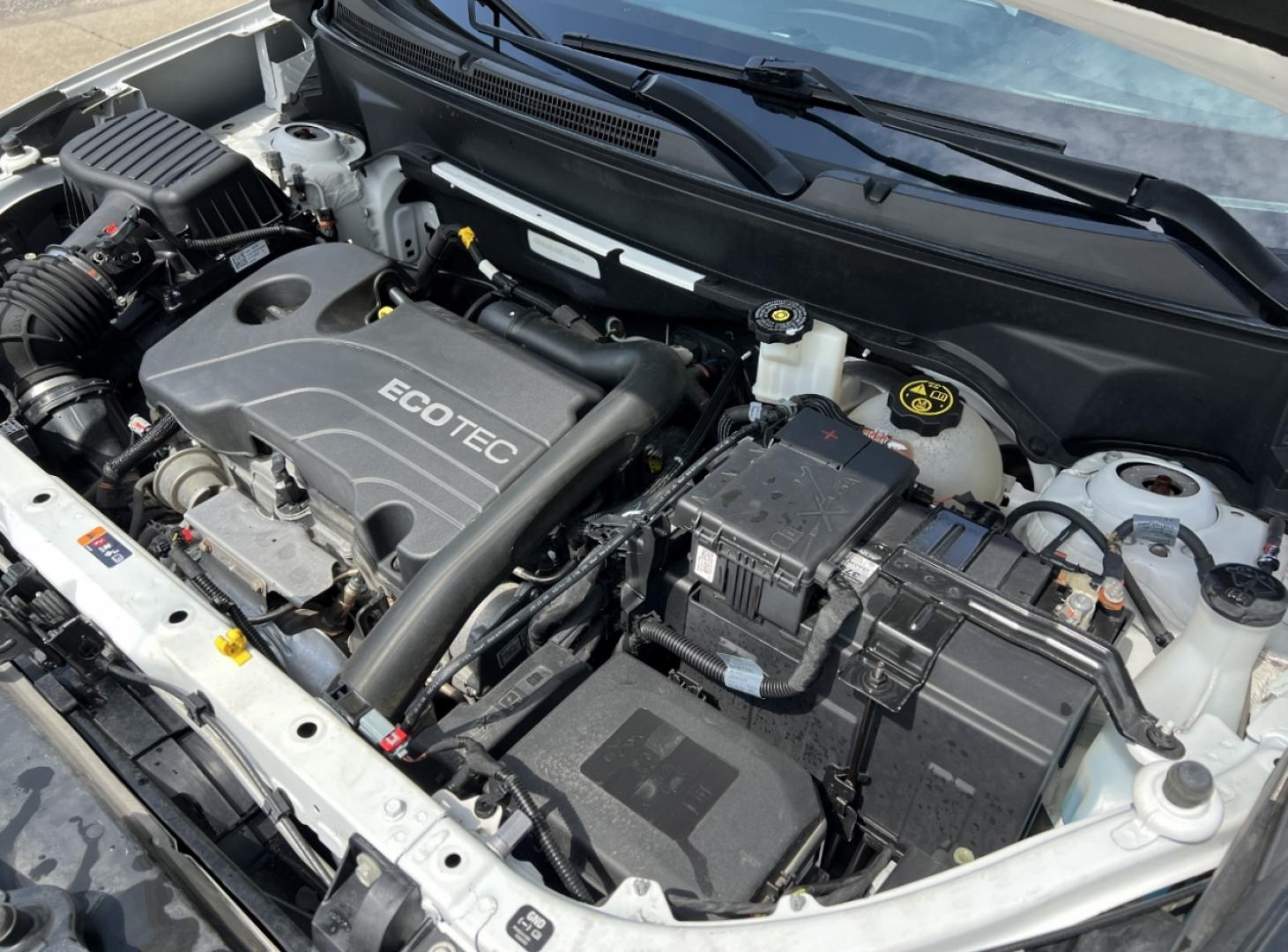 2021 WHITE /Gray Cloth CHEVROLET EQUINOX LS (3GNAXHEVXMS) with an 1.5L 4 Cyl. engine, Automatic transmission, located at 2990 Old Orchard Rd., Jackson, MO, 63755, 37.354214, -89.612106 - 2021 Chevrolet Equinox LS 93xxx miles Front Wheel Drive 1.5L 4 Cyl. Automatic Power Driver Seat Backup Camera Bluetooth Cruise Power Windows/Locks/Mirrors We have financing available and we accept trades! Fill out a credit application on our website or come by today! If you have any quest - Photo#34