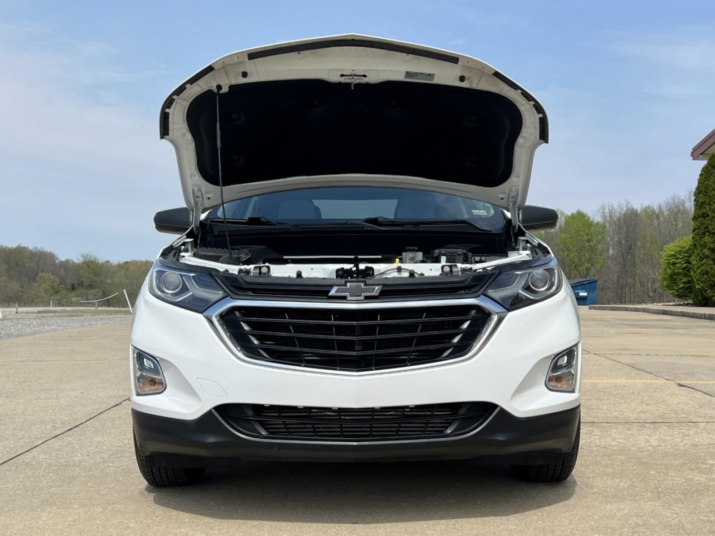 2021 WHITE /Gray Cloth CHEVROLET EQUINOX LS (3GNAXHEVXMS) with an 1.5L 4 Cyl. engine, Automatic transmission, located at 2990 Old Orchard Rd., Jackson, MO, 63755, 37.354214, -89.612106 - 2021 Chevrolet Equinox LS 93xxx miles Front Wheel Drive 1.5L 4 Cyl. Automatic Power Driver Seat Backup Camera Bluetooth Cruise Power Windows/Locks/Mirrors We have financing available and we accept trades! Fill out a credit application on our website or come by today! If you have any quest - Photo#33