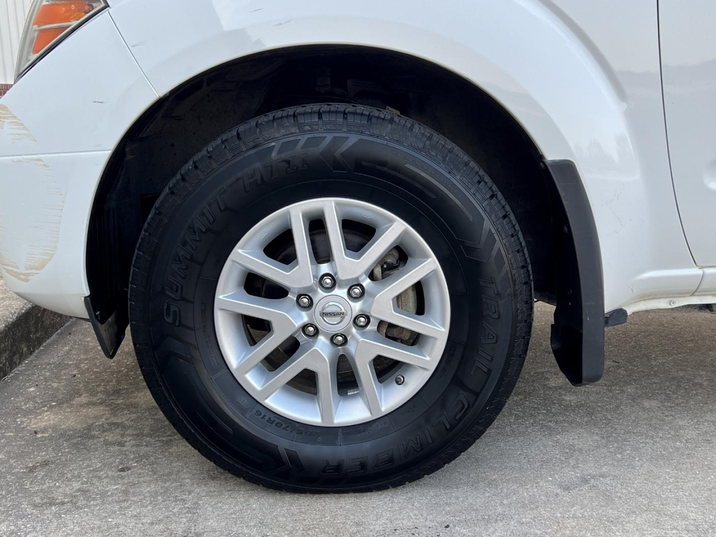 2019 WHITE /Black Cloth NISSAN FRONTIER SV (1N6BD0CT7KN) with an 2.5L 4 Cyl. engine, Automatic transmission, located at 2990 Old Orchard Rd., Jackson, MO, 63755, 37.354214, -89.612106 - 2019 Nissan Frontier SV Only 52xxx miles Rear Wheel Drive 2.5L 4 Cyl. Automatic Backup Camera Bluetooth Cruise Power Windows/Locks/Mirrors We have financing available and we accept trades! Fill out a credit application on our website or come by today! If you have any questions, give us a c - Photo#34