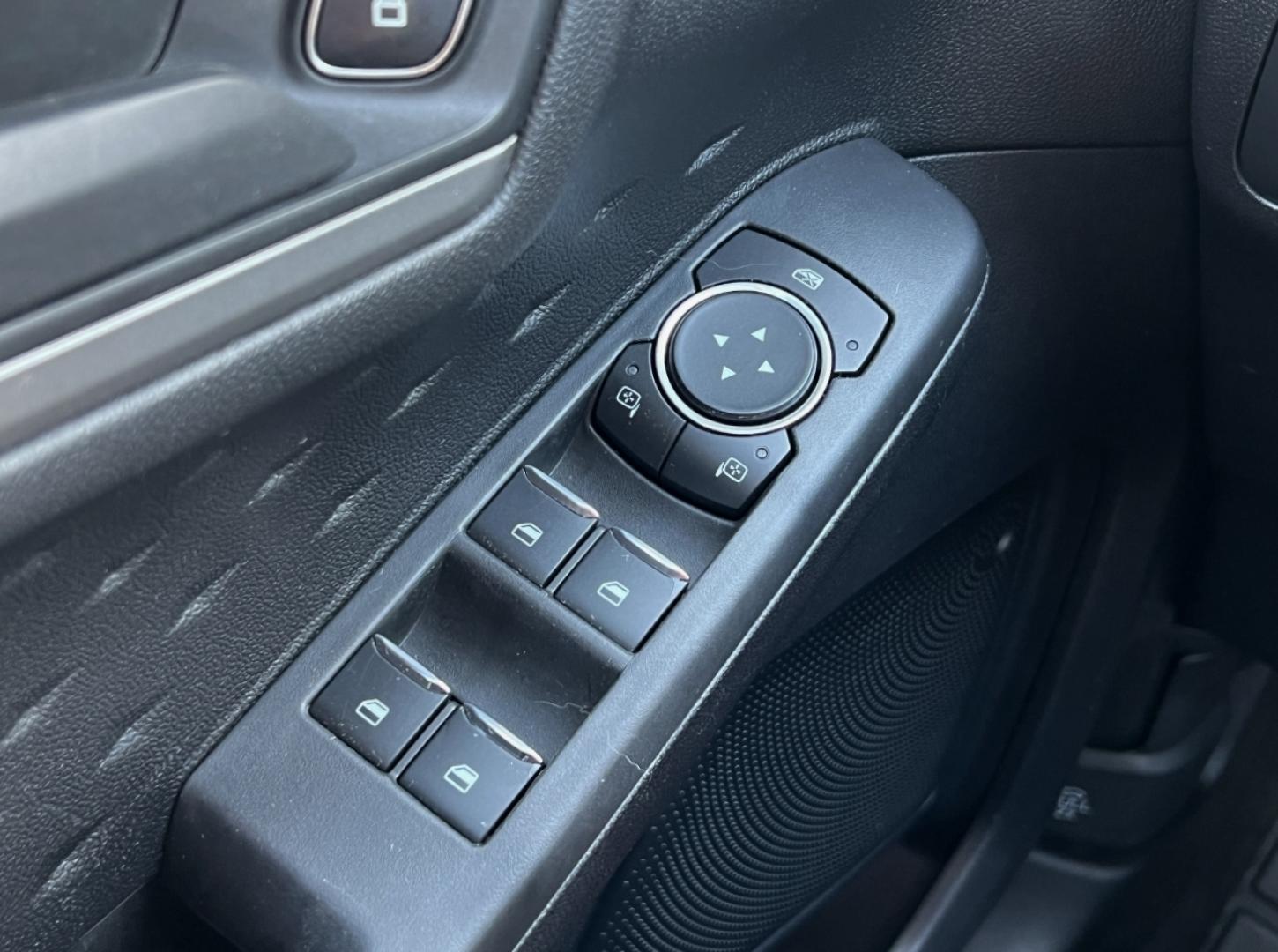2020 WHITE /Gray Cloth FORD ESCAPE S (1FMCU9F69LU) with an 1.5L 3 Cyl. engine, Automatic transmission, located at 2990 Old Orchard Rd., Jackson, MO, 63755, 37.354214, -89.612106 - 2020 Ford Escape S 1-Owner 76xxx miles 4 Wheel Drive 1.5L 3 Cyl. Automatic Backup Camera Bluetooth Cruise Power Windows/Locks/Mirrors We have financing available and we accept trades! Fill out a credit application on our website or come by today! If you have any questions, give us a call - Photo#25