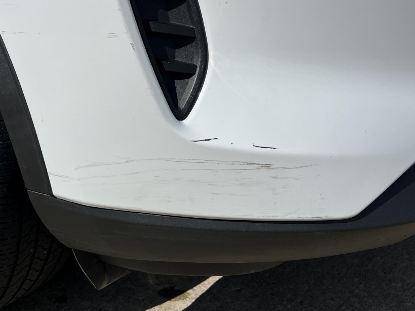 2020 WHITE /Gray Cloth FORD ESCAPE S (1FMCU9F69LU) with an 1.5L 3 Cyl. engine, Automatic transmission, located at 2990 Old Orchard Rd., Jackson, MO, 63755, 37.354214, -89.612106 - 2020 Ford Escape S 1-Owner 76xxx miles 4 Wheel Drive 1.5L 3 Cyl. Automatic Backup Camera Bluetooth Cruise Power Windows/Locks/Mirrors We have financing available and we accept trades! Fill out a credit application on our website or come by today! If you have any questions, give us a call - Photo#37