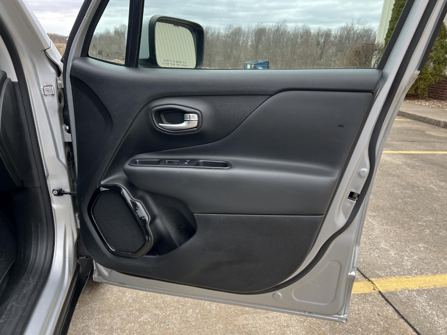 2019 SILVER /Black Cloth JEEP RENEGADE LATITUDE (ZACNJABB5KP) with an 2.4L 4 Cyl. engine, Automatic transmission, located at 2990 Old Orchard Rd., Jackson, MO, 63755, 37.354214, -89.612106 - 2019 Jeep Renegade Latitude 75xxx miles Front Wheel Drive 2.4L 4 Cyl. Automatic Backup Camera Bluetooth Cruise Power Windows/Locks/Mirrors We have financing available and we accept trades! Fill out a credit application on our website or come by today! If you have any questions, give us a c - Photo#12