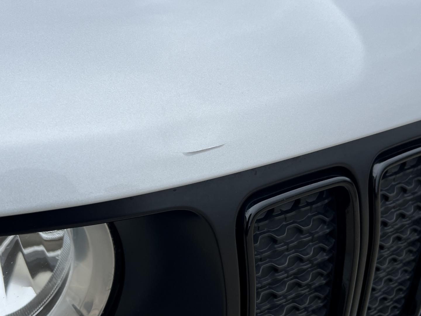 2019 SILVER /Black Cloth JEEP RENEGADE LATITUDE (ZACNJABB5KP) with an 2.4L 4 Cyl. engine, Automatic transmission, located at 2990 Old Orchard Rd., Jackson, MO, 63755, 37.354214, -89.612106 - 2019 Jeep Renegade Latitude 75xxx miles Front Wheel Drive 2.4L 4 Cyl. Automatic Backup Camera Bluetooth Cruise Power Windows/Locks/Mirrors We have financing available and we accept trades! Fill out a credit application on our website or come by today! If you have any questions, give us a c - Photo#34