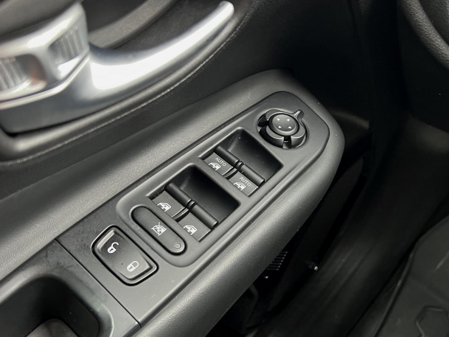 2019 SILVER /Black Cloth JEEP RENEGADE LATITUDE (ZACNJABB5KP) with an 2.4L 4 Cyl. engine, Automatic transmission, located at 2990 Old Orchard Rd., Jackson, MO, 63755, 37.354214, -89.612106 - 2019 Jeep Renegade Latitude 75xxx miles Front Wheel Drive 2.4L 4 Cyl. Automatic Backup Camera Bluetooth Cruise Power Windows/Locks/Mirrors We have financing available and we accept trades! Fill out a credit application on our website or come by today! If you have any questions, give us a c - Photo#26