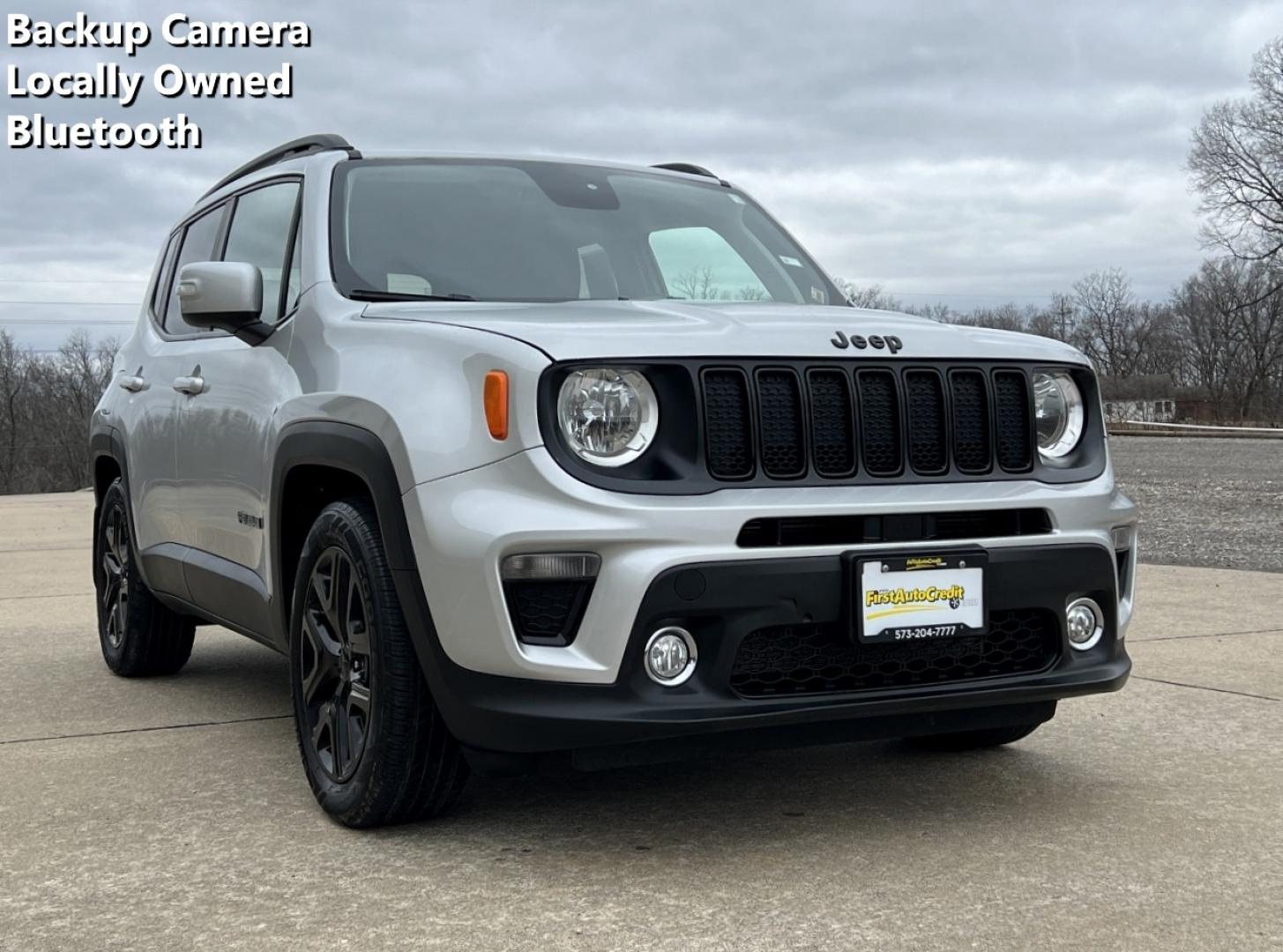 2019 SILVER /Black Cloth JEEP RENEGADE LATITUDE (ZACNJABB5KP) with an 2.4L 4 Cyl. engine, Automatic transmission, located at 2990 Old Orchard Rd., Jackson, MO, 63755, 37.354214, -89.612106 - 2019 Jeep Renegade Latitude 76xxx miles Front Wheel Drive 2.4L 4 Cyl. Automatic Backup Camera Bluetooth Cruise Power Windows/Locks/Mirrors We have financing available and we accept trades! Fill out a credit application on our website or come by today! If you have any questions, give us a c - Photo#0