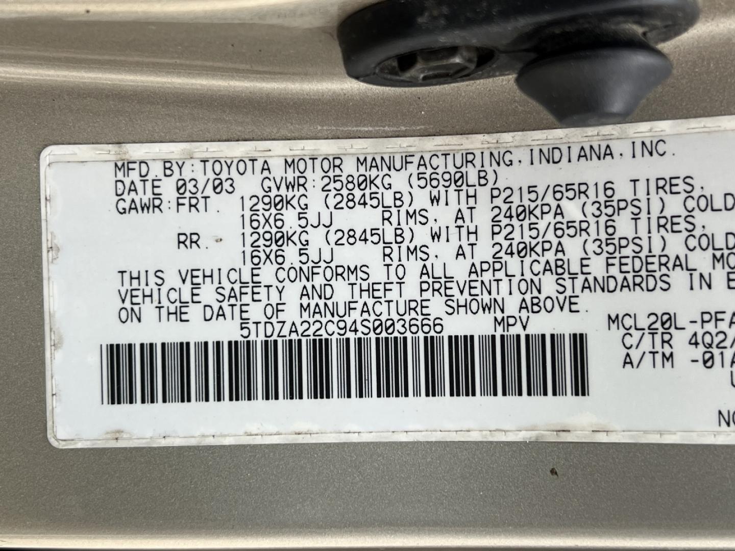 2004 GOLD /Tan Cloth TOYOTA SIENNA XLE (5TDZA22C94S) with an 3.3L V6 engine, Automatic transmission, located at 506 S. Kingshighway, Cape Girardeau, MO, 63703, 37.294994, -89.556206 - 2004 Toyota Sienna XLE 176xxx miles Front Wheel Drive 3.3L V6 Automatic 3rd Row Power Driver Seat Sunroof Cruise Power Windows/Locks/Mirrors We have financing available and we accept trades! Fill out a credit application on our website or come by today! If you have any questions, give us - Photo#53