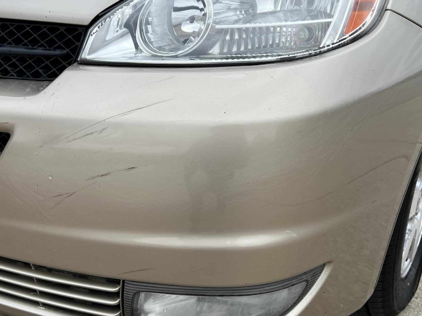 2004 GOLD /Tan Cloth TOYOTA SIENNA XLE (5TDZA22C94S) with an 3.3L V6 engine, Automatic transmission, located at 506 S. Kingshighway, Cape Girardeau, MO, 63703, 37.294994, -89.556206 - 2004 Toyota Sienna XLE 176xxx miles Front Wheel Drive 3.3L V6 Automatic 3rd Row Power Driver Seat Sunroof Cruise Power Windows/Locks/Mirrors We have financing available and we accept trades! Fill out a credit application on our website or come by today! If you have any questions, give us - Photo#41