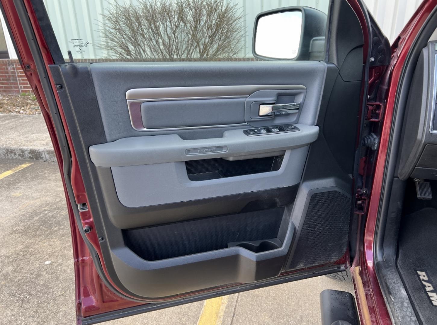 2019 MAROON /Gray Cloth RAM 1500 CLASSIC SLT (1C6RR7TT3KS) with an 5.7L V8 engine, Automatic transmission, located at 2990 Old Orchard Rd., Jackson, MO, 63755, 37.354214, -89.612106 - 2019 Ram 1500 Classic SLT 184xxx miles 4x4 5.7L V8 HEMI Automatic Backup Camera Bluetooth Cruise Power Windows/Locks/Mirrors We have financing available and we accept trades! Fill out a credit application on our website or come by today! If you have any questions, give us a call at (573) 2 - Photo#11