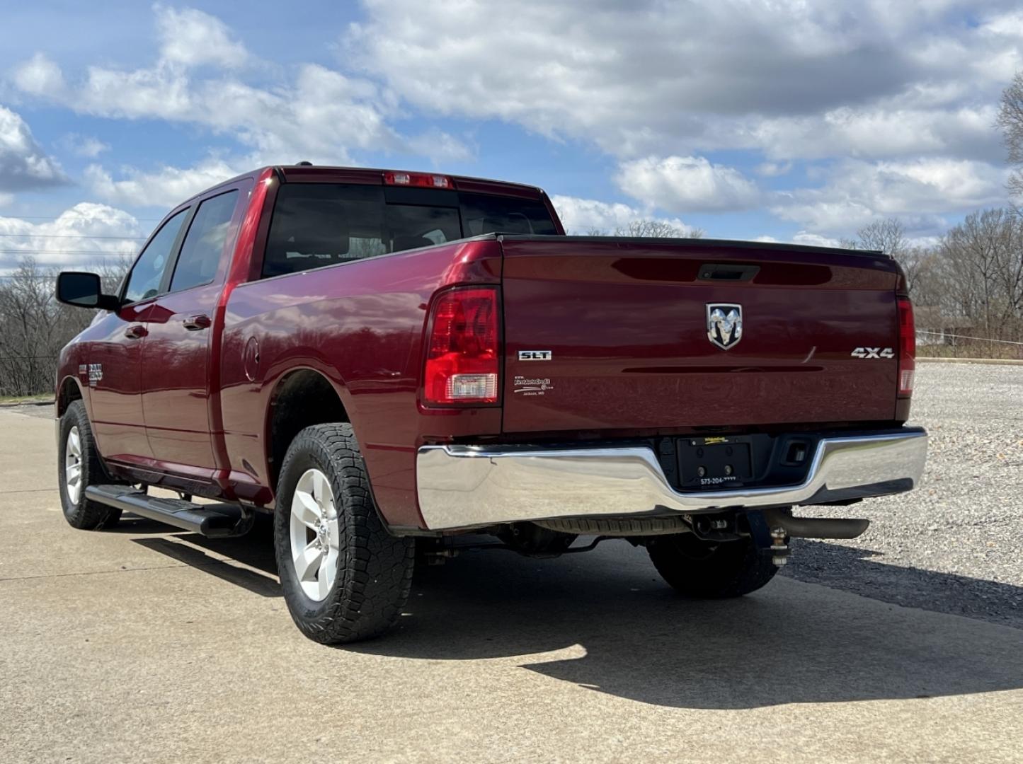 2019 MAROON /Gray Cloth RAM 1500 CLASSIC SLT (1C6RR7TT3KS) with an 5.7L V8 engine, Automatic transmission, located at 2990 Old Orchard Rd., Jackson, MO, 63755, 37.354214, -89.612106 - 2019 Ram 1500 Classic SLT 184xxx miles 4x4 5.7L V8 HEMI Automatic Backup Camera Bluetooth Cruise Power Windows/Locks/Mirrors We have financing available and we accept trades! Fill out a credit application on our website or come by today! If you have any questions, give us a call at (573) 2 - Photo#8