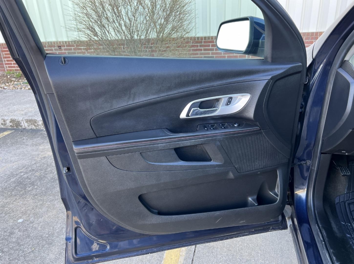 2015 BLUE /Black Cloth CHEVROLET EQUINOX LT (2GNALBEK3F1) with an 2.4L 4 Cyl. engine, Automatic transmission, located at 2990 Old Orchard Rd., Jackson, MO, 63755, 37.354214, -89.612106 - 2015 Chevrolet Equinox LT 102xxx miles Front Wheel Drive 2.4L 4 Cyl. Automatic Backup Camera Power Driver Seat Bluetooth Remote Start Cruise Power Windows/Locks/Mirrors We have financing available and we accept trades! Fill out a credit application on our website or come by today! If you - Photo#12
