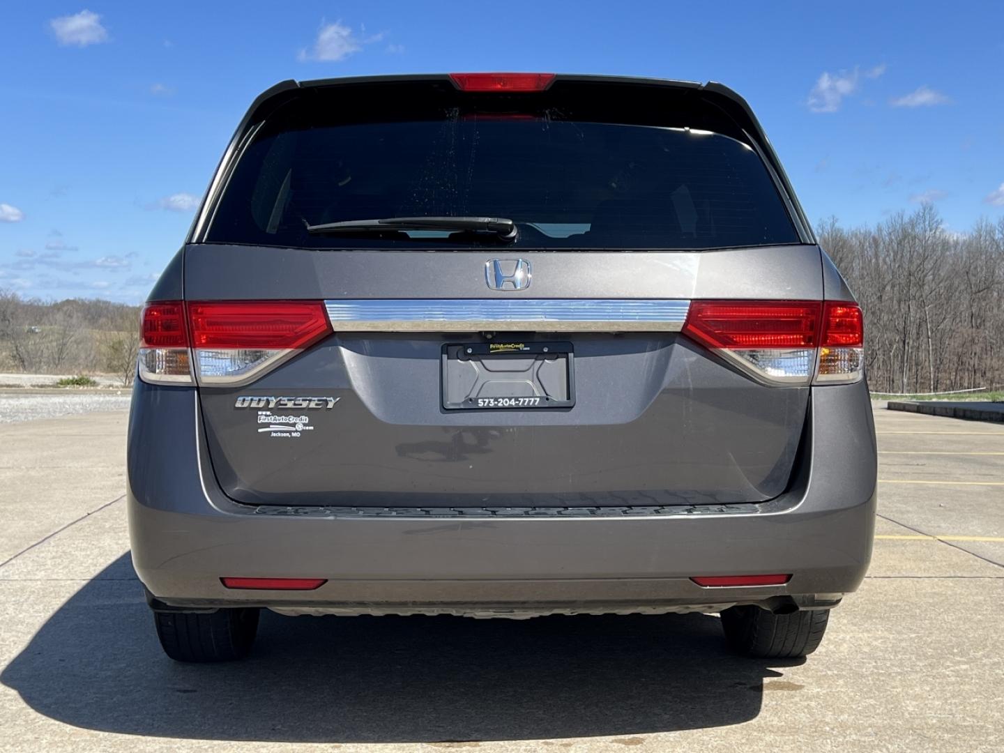 2016 GREY /Gray Leather HONDA ODYSSEY EXL (5FNRL5H60GB) with an 3.5L V6 engine, Automatic transmission, located at 2990 Old Orchard Rd., Jackson, MO, 63755, 37.354214, -89.612106 - 2016 Honda Odyssey EX-L 1-Owner 178xxx miles Front Wheel Drive 3.5L V6 Automatic Leather 3rd Row Power/Heated Seats Backup Camera Sunroof Bluetooth Cruise Power Windows/Locks/Mirrors We have financing available and we accept trades! Fill out a credit application on our website or come - Photo#11