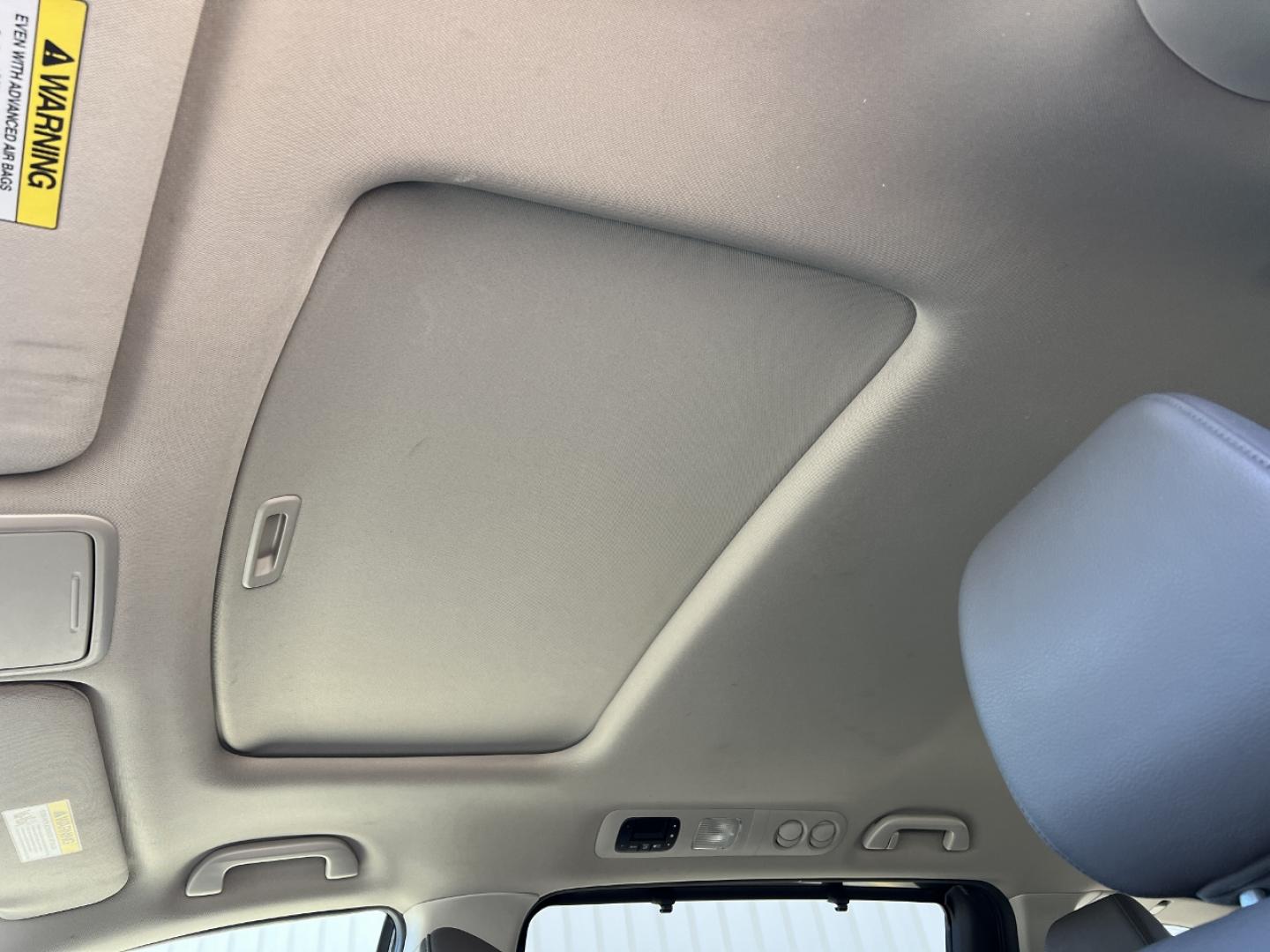 2016 GREY /Gray Leather HONDA ODYSSEY EXL (5FNRL5H60GB) with an 3.5L V6 engine, Automatic transmission, located at 2990 Old Orchard Rd., Jackson, MO, 63755, 37.354214, -89.612106 - 2016 Honda Odyssey EX-L 1-Owner 178xxx miles Front Wheel Drive 3.5L V6 Automatic Leather 3rd Row Power/Heated Seats Backup Camera Sunroof Bluetooth Cruise Power Windows/Locks/Mirrors We have financing available and we accept trades! Fill out a credit application on our website or come - Photo#4