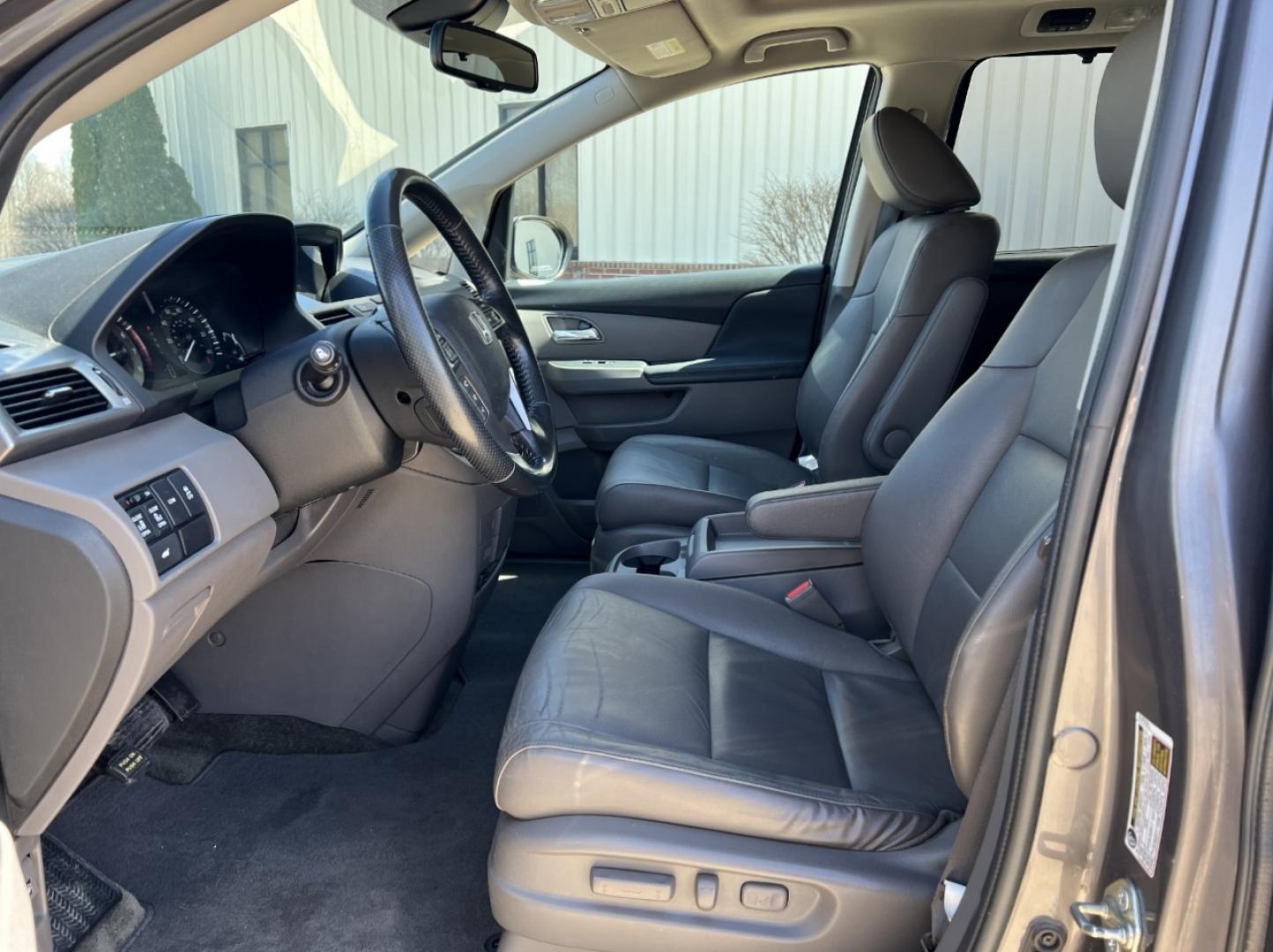 2016 GREY /Gray Leather HONDA ODYSSEY EXL (5FNRL5H60GB) with an 3.5L V6 engine, Automatic transmission, located at 2990 Old Orchard Rd., Jackson, MO, 63755, 37.354214, -89.612106 - 2016 Honda Odyssey EX-L 1-Owner 178xxx miles Front Wheel Drive 3.5L V6 Automatic Leather 3rd Row Power/Heated Seats Backup Camera Sunroof Bluetooth Cruise Power Windows/Locks/Mirrors We have financing available and we accept trades! Fill out a credit application on our website or come - Photo#14
