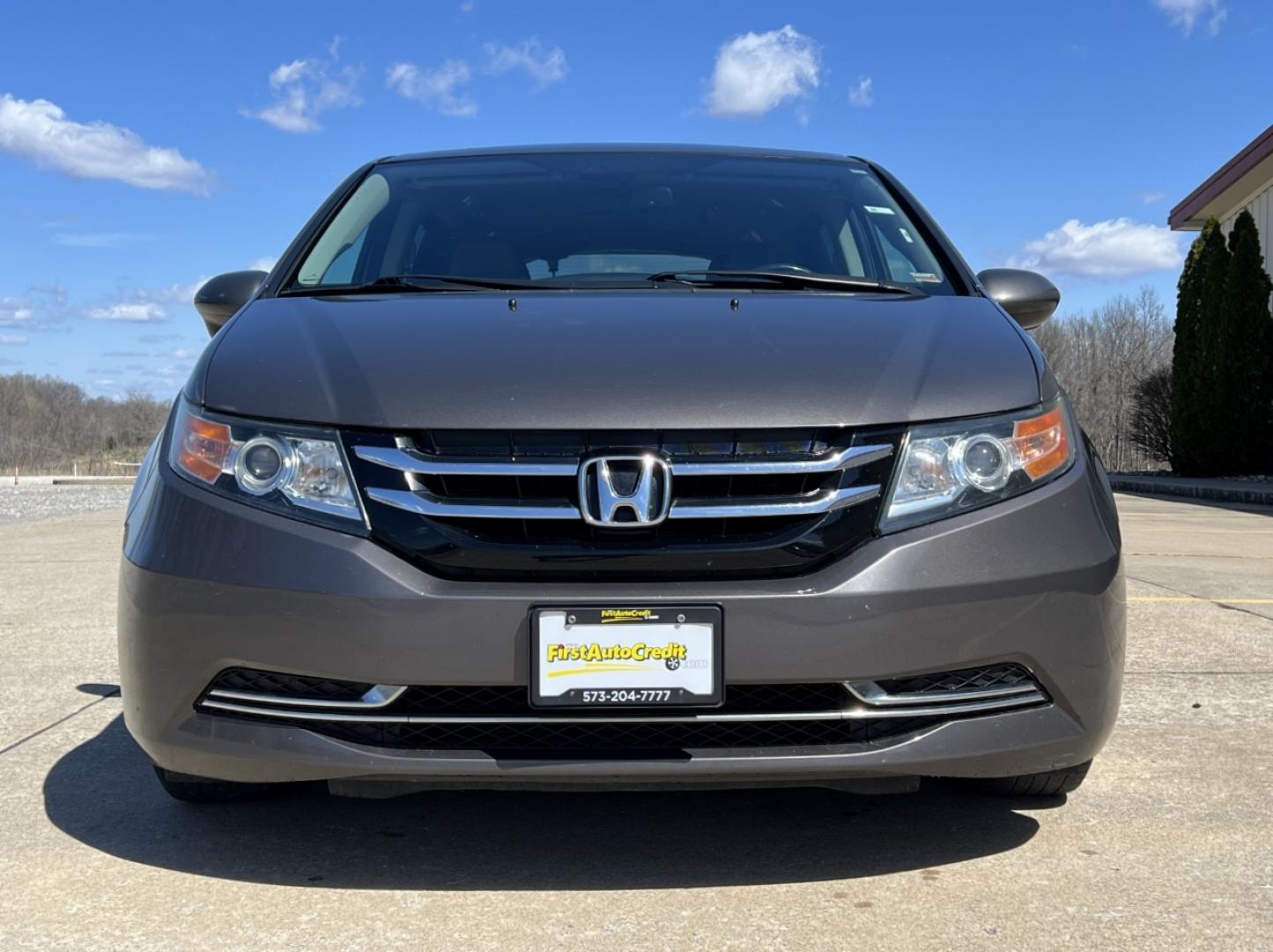 2016 GREY /Gray Leather HONDA ODYSSEY EXL (5FNRL5H60GB) with an 3.5L V6 engine, Automatic transmission, located at 2990 Old Orchard Rd., Jackson, MO, 63755, 37.354214, -89.612106 - 2016 Honda Odyssey EX-L 1-Owner 178xxx miles Front Wheel Drive 3.5L V6 Automatic Leather 3rd Row Power/Heated Seats Backup Camera Sunroof Bluetooth Cruise Power Windows/Locks/Mirrors We have financing available and we accept trades! Fill out a credit application on our website or come - Photo#12