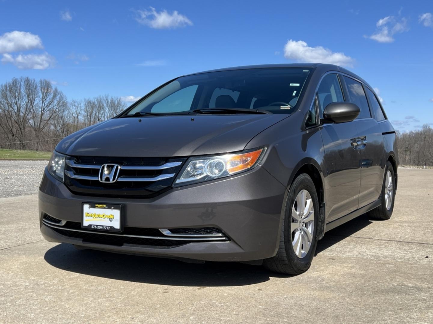 2016 GREY /Gray Leather HONDA ODYSSEY EXL (5FNRL5H60GB) with an 3.5L V6 engine, Automatic transmission, located at 2990 Old Orchard Rd., Jackson, MO, 63755, 37.354214, -89.612106 - 2016 Honda Odyssey EX-L 1-Owner 178xxx miles Front Wheel Drive 3.5L V6 Automatic Leather 3rd Row Power/Heated Seats Backup Camera Sunroof Bluetooth Cruise Power Windows/Locks/Mirrors We have financing available and we accept trades! Fill out a credit application on our website or come - Photo#6