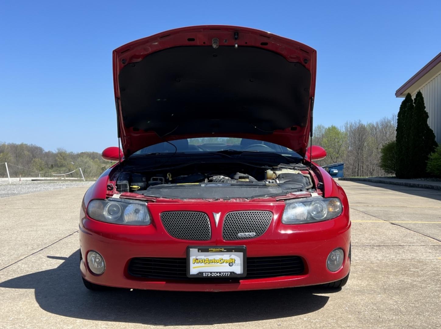 2004 RED /Black Leather PONTIAC GTO (6G2VX12G84L) with an 5.7L V8 engine, Automatic transmission, located at 2990 Old Orchard Rd., Jackson, MO, 63755, 37.354214, -89.612106 - 2004 Pontiac GTO Only 88xxx miles Rear Wheel Drive 5.7L V8 Automatic Leather Power Seats Cruise Power Windows/Mirrors We have financing available and we accept trades! Fill out a credit application on our website or come by today! If you have any questions, give us a call at (573) 204-7777 - Photo#27