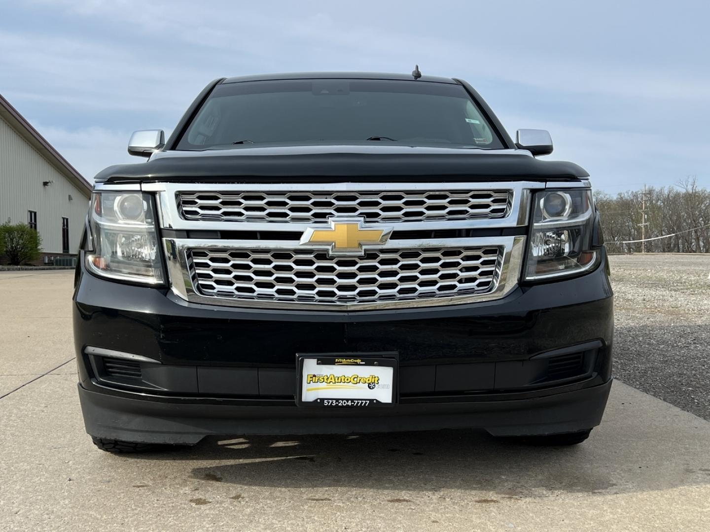 2015 BLACK /Black Leather CHEVROLET TAHOE 1500 LT (1GNSKBKC0FR) with an 5.3L V8 engine, Automatic transmission, located at 2990 Old Orchard Rd., Jackson, MO, 63755, 37.354214, -89.612106 - 2015 Chevrolet Tahoe 1500 LT 111xxx miles 4 Wheel Drive 5.3L V8 Automatic Leather 3rd Row Navigation Backup Camera Power/Heated Seats Bluetooth Remote Start Cruise Power Windows/Locks/Mirrors We have financing available and we accept trades! Fill out a credit application on our website - Photo#14