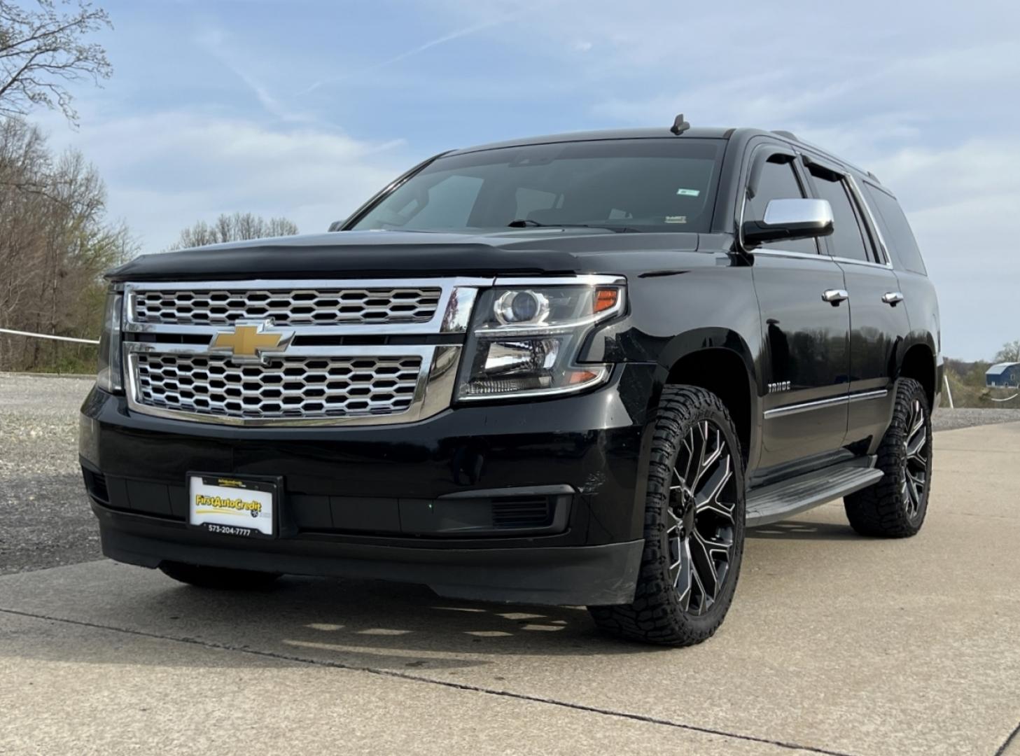 2015 BLACK /Black Leather CHEVROLET TAHOE 1500 LT (1GNSKBKC0FR) with an 5.3L V8 engine, Automatic transmission, located at 2990 Old Orchard Rd., Jackson, MO, 63755, 37.354214, -89.612106 - 2015 Chevrolet Tahoe 1500 LT 111xxx miles 4 Wheel Drive 5.3L V8 Automatic Leather 3rd Row Navigation Backup Camera Power/Heated Seats Bluetooth Remote Start Cruise Power Windows/Locks/Mirrors We have financing available and we accept trades! Fill out a credit application on our website - Photo#8