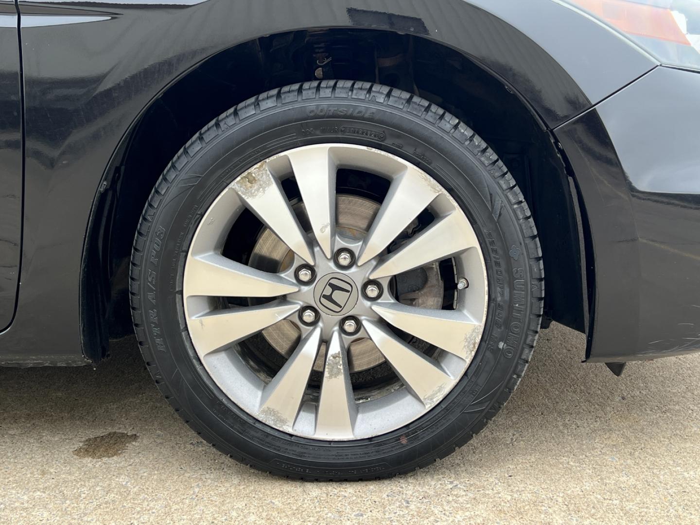 2012 BLACK /Black Leather HONDA ACCORD EXL (1HGCS1B88CA) with an 2.4L 4 Cyl. engine, Automatic transmission, located at 2990 Old Orchard Rd., Jackson, MO, 63755, 37.354214, -89.612106 - 2012 Honda Accord EX-L 121xxx miles Front Wheel Drive 2.4L 4 Cyl. Automatic Leather Power Driver Seat Heated Seats Sunroof Cruise Power Windows/Locks/Mirrors We have financing available and we accept trades! Fill out a credit application on our website or come by today! If you have any q - Photo#34
