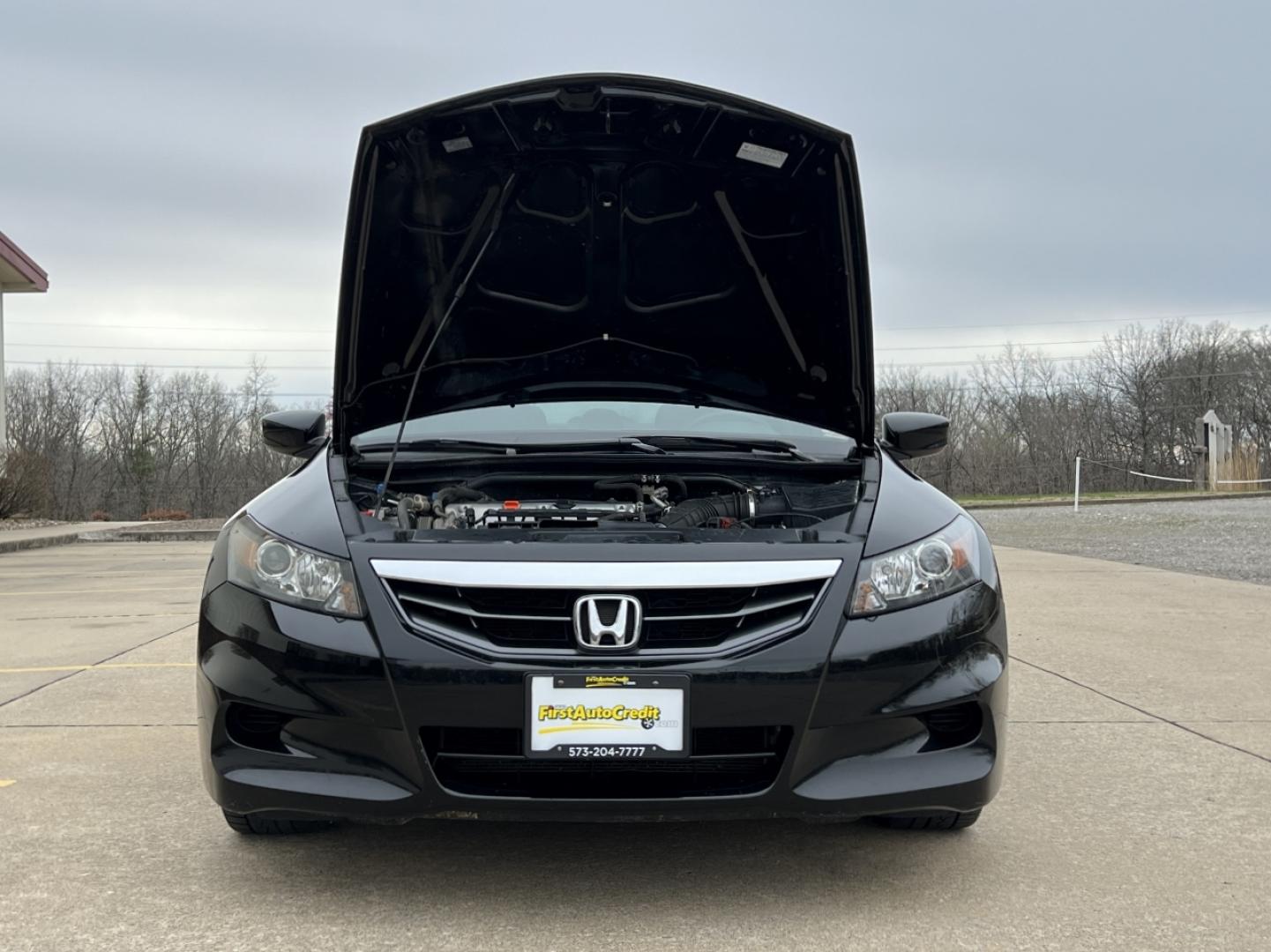 2012 BLACK /Black Leather HONDA ACCORD EXL (1HGCS1B88CA) with an 2.4L 4 Cyl. engine, Automatic transmission, located at 2990 Old Orchard Rd., Jackson, MO, 63755, 37.354214, -89.612106 - 2012 Honda Accord EX-L 121xxx miles Front Wheel Drive 2.4L 4 Cyl. Automatic Leather Power Driver Seat Heated Seats Sunroof Cruise Power Windows/Locks/Mirrors We have financing available and we accept trades! Fill out a credit application on our website or come by today! If you have any q - Photo#28