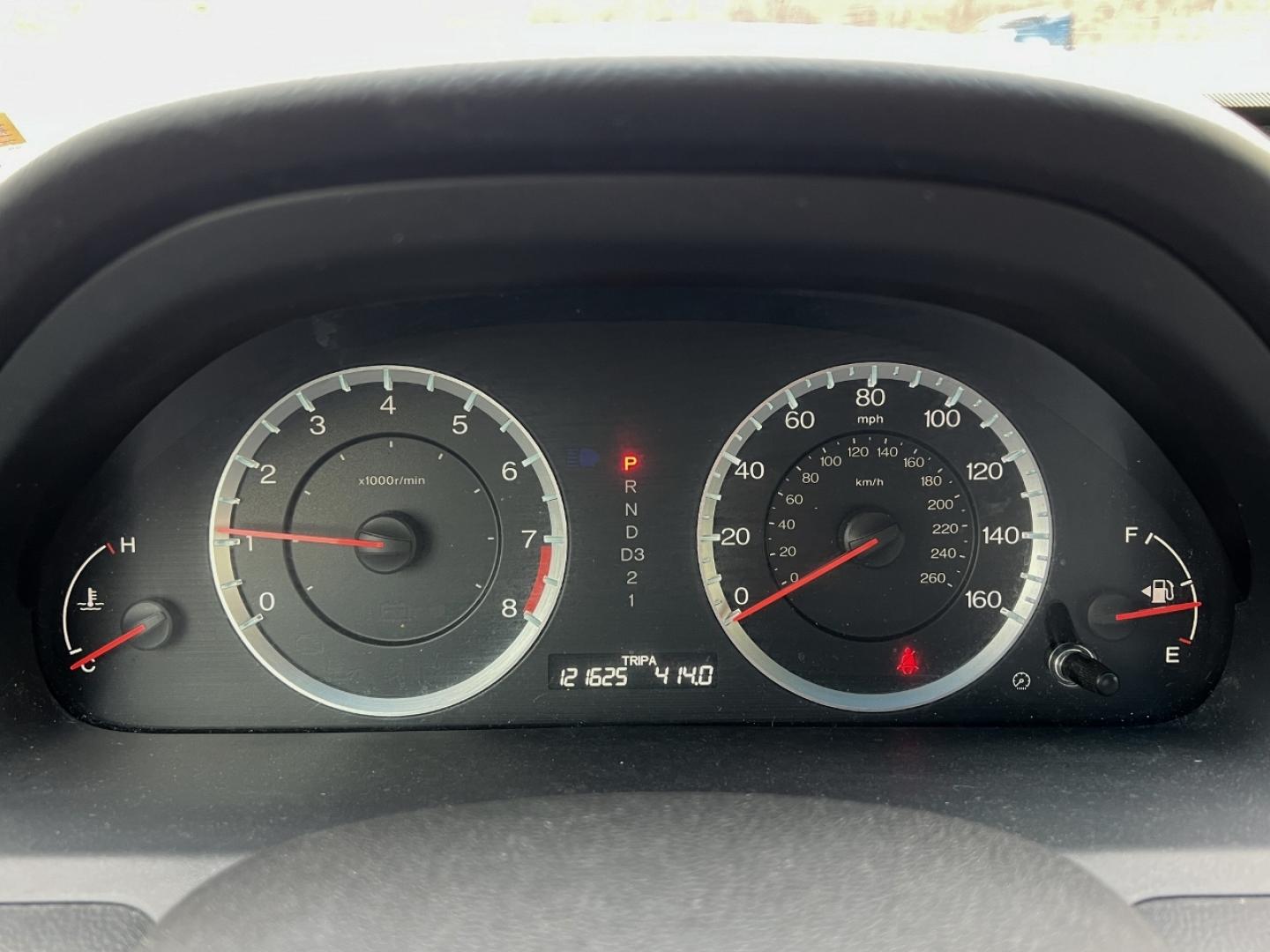 2012 BLACK /Black Leather HONDA ACCORD EXL (1HGCS1B88CA) with an 2.4L 4 Cyl. engine, Automatic transmission, located at 2990 Old Orchard Rd., Jackson, MO, 63755, 37.354214, -89.612106 - 2012 Honda Accord EX-L 121xxx miles Front Wheel Drive 2.4L 4 Cyl. Automatic Leather Power Driver Seat Heated Seats Sunroof Cruise Power Windows/Locks/Mirrors We have financing available and we accept trades! Fill out a credit application on our website or come by today! If you have any q - Photo#1