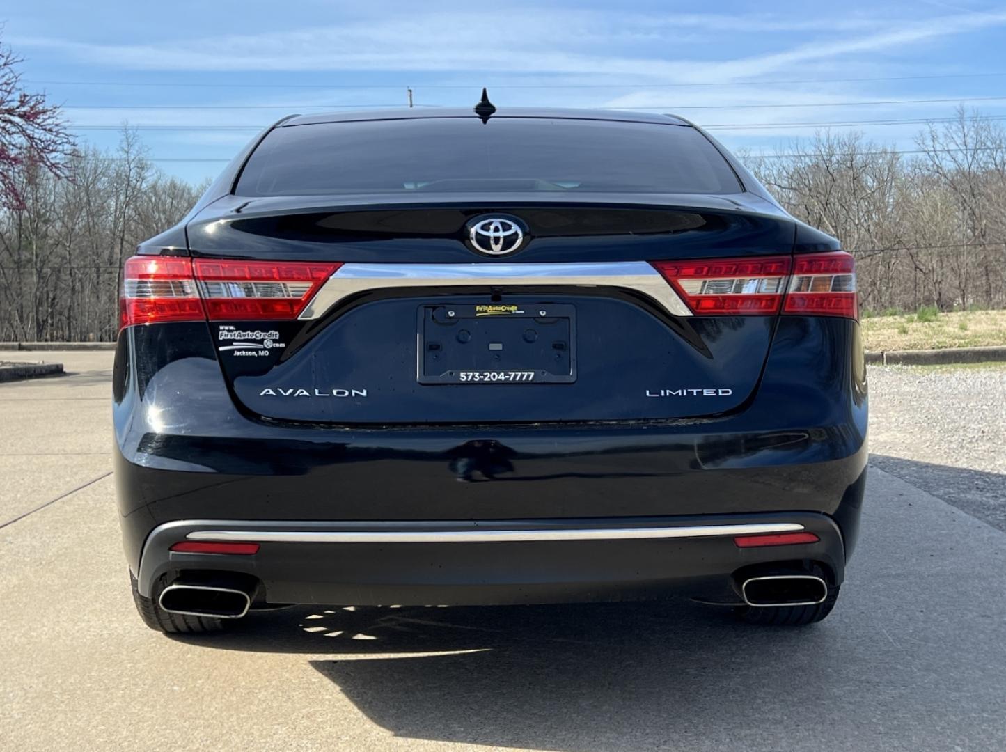 2017 BLACK /Gray Leather TOYOTA AVALON XLE (4T1BK1EB6HU) with an 3.5L V6 engine, Automatic transmission, located at 2990 Old Orchard Rd., Jackson, MO, 63755, 37.354214, -89.612106 - 2017 Toyota Avalon XLE 1-Owner 127xxx miles Front Wheel Drive 3.5L V6 Automatic Leather Navigation Power/Heated/Cooled Seats Heated Rear Seats Backup Camera Sunroof Bluetooth Cruise Power Windows/Locks/Mirrors We have financing available and we accept trades! Fill out a credit applica - Photo#13