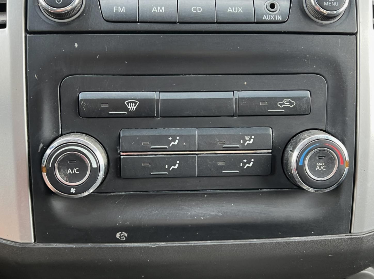 2015 SILVER /Black Cloth NISSAN FRONTIER S (1N6BD0CT5FN) with an 2.5L 4 Cyl. engine, Automatic transmission, located at 2990 Old Orchard Rd., Jackson, MO, 63755, 37.354214, -89.612106 - 2015 Nissan Frontier S 128xxx miles Rear Wheel Drive 2.5L 4 Cyl. Automatic Cruise We have financing available and we accept trades! Fill out a credit application on our website or come by today! If you have any questions, give us a call at (573) 204-7777 or visit our website at firstautocredi - Photo#24