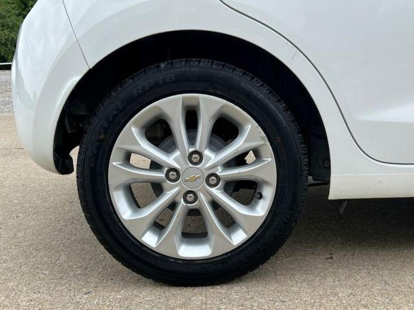 2021 WHITE /Black Cloth CHEVROLET SPARK 1LT (KL8CD6SA8MC) with an 1.4L 4 Cyl. engine, Continuously Variable transmission, located at 2990 Old Orchard Rd., Jackson, MO, 63755, 37.354214, -89.612106 - 2021 Chevrolet Spark LT 1-Owner 70xxx miles Front Wheel Drive 1.4L 4 Cyl. Automatic Backup Camera Bluetooth Cruise Power Windows/Locks/Mirrors We have financing available and we accept trades! Fill out a credit application on our website or come by today! If you have any questions, give u - Photo#36