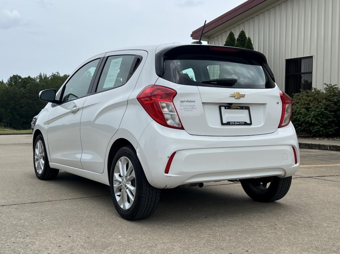 2021 WHITE /Black Cloth CHEVROLET SPARK 1LT (KL8CD6SA8MC) with an 1.4L 4 Cyl. engine, Continuously Variable transmission, located at 506 S. Kingshighway, Cape Girardeau, MO, 63703, (573) 235-5000, 37.294994, -89.556206 - 2021 Chevrolet Spark LT 1-Owner 70xxx miles Front Wheel Drive 1.4L 4 Cyl. Automatic Backup Camera Bluetooth Cruise Power Windows/Locks/Mirrors We have financing available and we accept trades! Fill out a credit application on our website or come by today! If you have any questions, give u - Photo#7