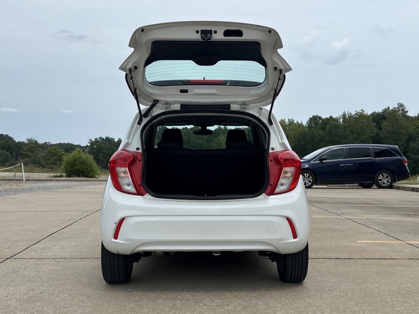 2021 WHITE /Black Cloth CHEVROLET SPARK 1LT (KL8CD6SA8MC) with an 1.4L 4 Cyl. engine, Continuously Variable transmission, located at 506 S. Kingshighway, Cape Girardeau, MO, 63703, (573) 235-5000, 37.294994, -89.556206 - 2021 Chevrolet Spark LT 1-Owner 70xxx miles Front Wheel Drive 1.4L 4 Cyl. Automatic Backup Camera Bluetooth Cruise Power Windows/Locks/Mirrors We have financing available and we accept trades! Fill out a credit application on our website or come by today! If you have any questions, give u - Photo#16