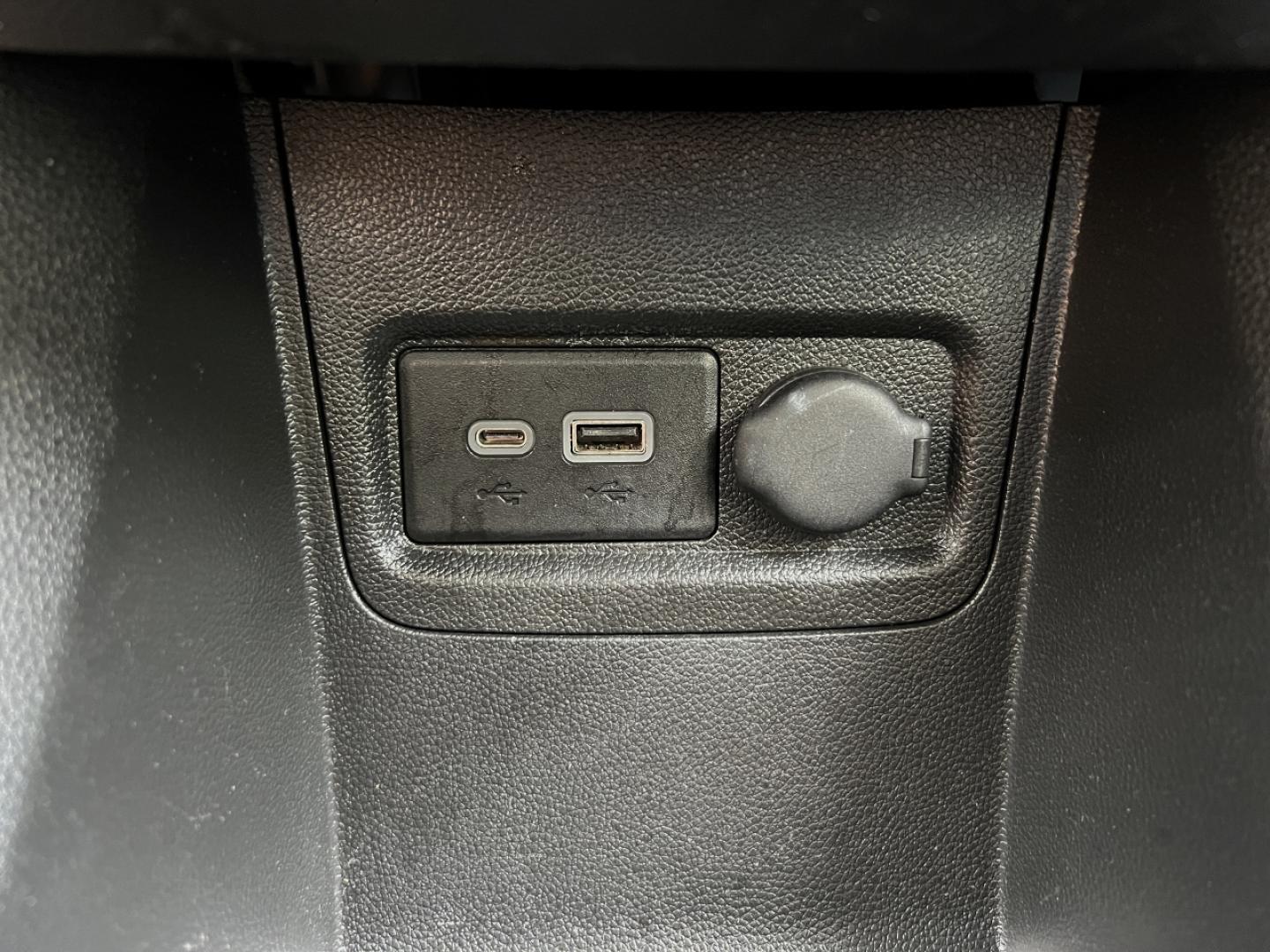 2021 WHITE /Black Cloth CHEVROLET SPARK 1LT (KL8CD6SA8MC) with an 1.4L 4 Cyl. engine, Continuously Variable transmission, located at 506 S. Kingshighway, Cape Girardeau, MO, 63703, (573) 235-5000, 37.294994, -89.556206 - 2021 Chevrolet Spark LT 1-Owner 70xxx miles Front Wheel Drive 1.4L 4 Cyl. Automatic Backup Camera Bluetooth Cruise Power Windows/Locks/Mirrors We have financing available and we accept trades! Fill out a credit application on our website or come by today! If you have any questions, give u - Photo#24
