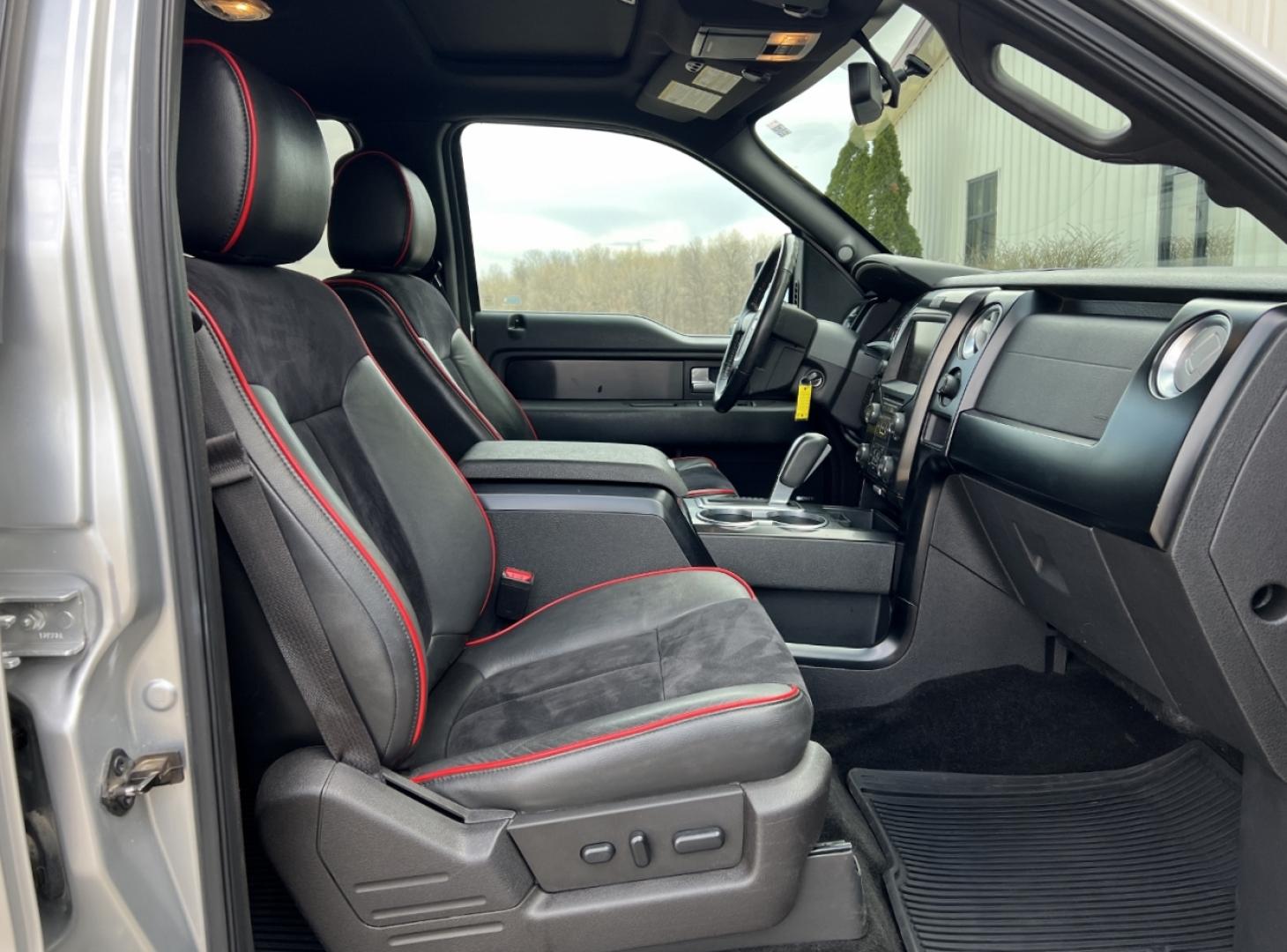 2014 SILVER /Black Suede/Leather Ford F-150 FX4 SuperCrew 5.5-ft. Bed 4WD (1FTFW1ET4EF) with an 3.5L V6 TURBO engine, Automatic transmission, located at 2990 Old Orchard Rd., Jackson, MO, 63755, 37.354214, -89.612106 - 2014 Ford F-150 FX4 Local 1-Owner 127xxx miles 4x4 3.5L V6 Automatic 20" Wheels Navigation Power/Heated/Cooled Seats Backup Camera Sunroof Bluetooth Remote Start Cruise Power Windows/Locks/Mirrors We have financing available and we accept trades! Fill out a credit application on our w - Photo#19
