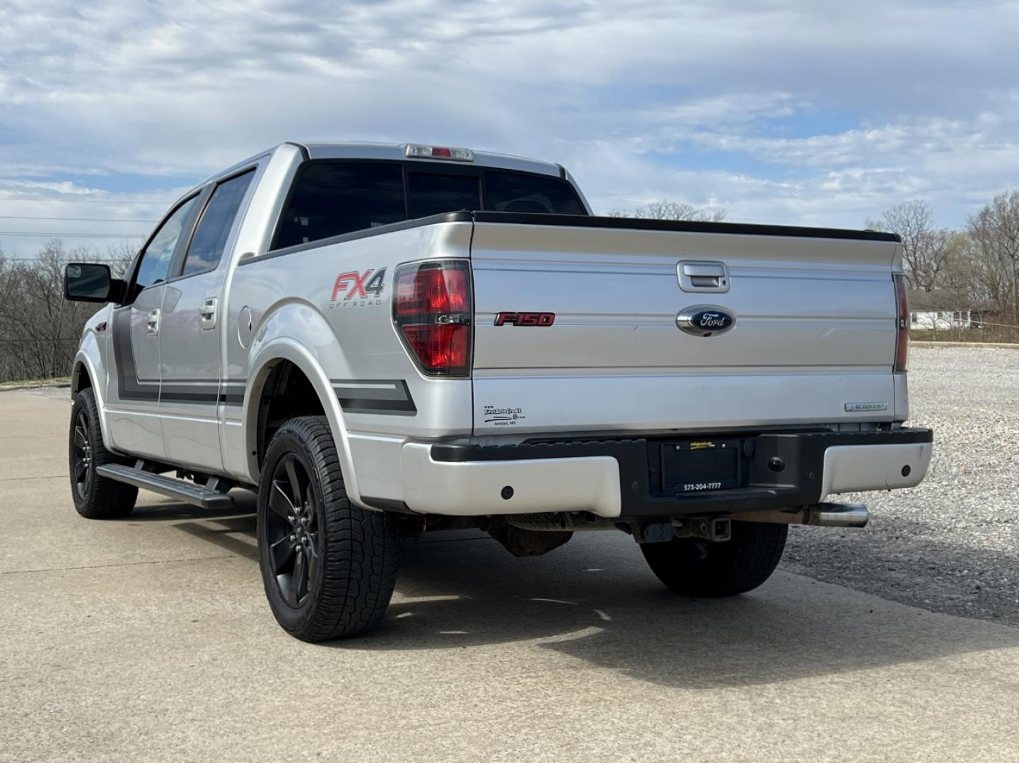 2014 SILVER /Black Suede/Leather Ford F-150 FX4 SuperCrew 5.5-ft. Bed 4WD (1FTFW1ET4EF) with an 3.5L V6 TURBO engine, Automatic transmission, located at 2990 Old Orchard Rd., Jackson, MO, 63755, 37.354214, -89.612106 - 2014 Ford F-150 FX4 Local 1-Owner 127xxx miles 4x4 3.5L V6 Automatic 20" Wheels Navigation Power/Heated/Cooled Seats Backup Camera Sunroof Bluetooth Remote Start Cruise Power Windows/Locks/Mirrors We have financing available and we accept trades! Fill out a credit application on our w - Photo#13