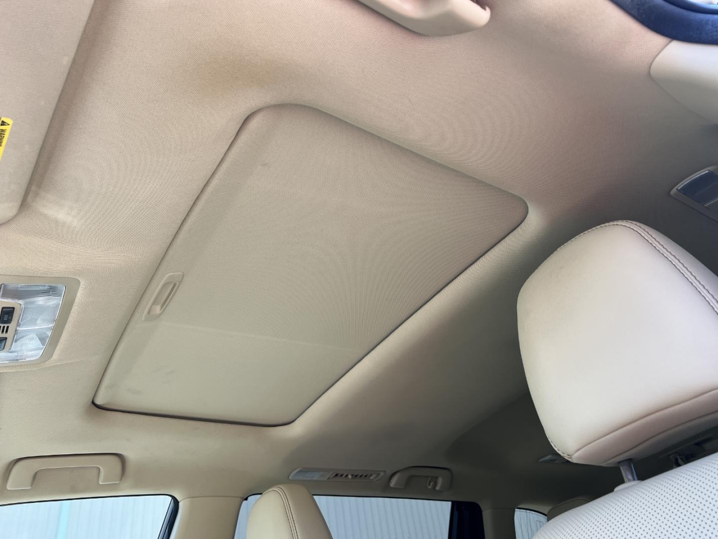 2014 GOLD /Tan Leather TOYOTA HIGHLANDER LIMITED (5TDYKRFH5ES) with an 3.5L V6 engine, Automatic transmission, located at 2990 Old Orchard Rd., Jackson, MO, 63755, 37.354214, -89.612106 - We have financing available and we accept trades! Fill out a credit application on our website or come by today! If you have any questions, give us a call at (573) 204-7777 or visit our website at firstautocredit.com. - Photo#6