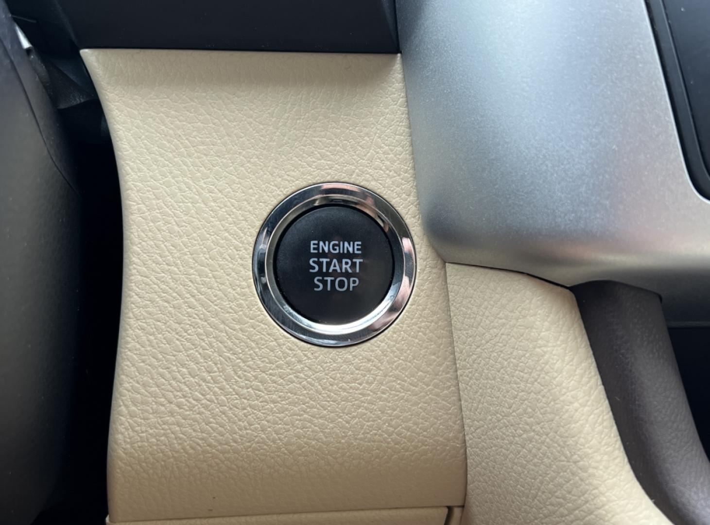 2014 GOLD /Tan Leather TOYOTA HIGHLANDER LIMITED (5TDYKRFH5ES) with an 3.5L V6 engine, Automatic transmission, located at 2990 Old Orchard Rd., Jackson, MO, 63755, 37.354214, -89.612106 - 2014 Toyota Highlander Limited 1-Owner Only 25xxx miles Front Wheel Drive 3.5L V6 Automatic Leather 3rd Row Navigation Power/Heated/Cooled Seats Backup Camera Sunroof Bluetooth Cruise Power Windows/Locks/Mirrors We have financing available and we accept trades! Fill out a credit appl - Photo#27