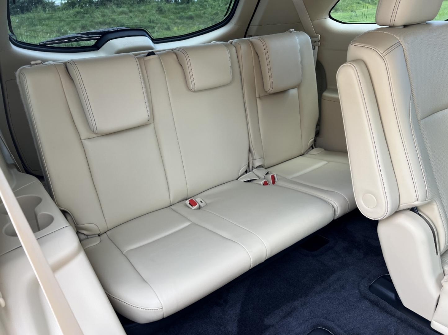 2014 GOLD /Tan Leather TOYOTA HIGHLANDER LIMITED (5TDYKRFH5ES) with an 3.5L V6 engine, Automatic transmission, located at 2990 Old Orchard Rd., Jackson, MO, 63755, 37.354214, -89.612106 - 2014 Toyota Highlander Limited 1-Owner Only 25xxx miles Front Wheel Drive 3.5L V6 Automatic Leather 3rd Row Navigation Power/Heated/Cooled Seats Backup Camera Sunroof Bluetooth Cruise Power Windows/Locks/Mirrors We have financing available and we accept trades! Fill out a credit appl - Photo#20