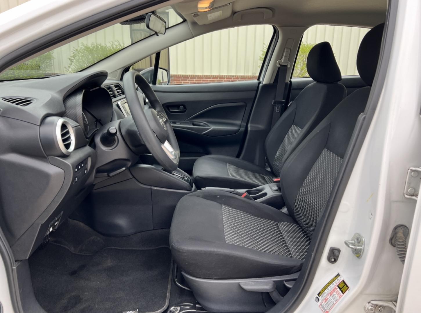 2021 WHITE /Black Cloth NISSAN VERSA S (3N1CN8DV6ML) with an 1.6L 4 Cyl. engine, Continuously Variable transmission, located at 506 S. Kingshighway, Cape Girardeau, MO, 63703, 37.294994, -89.556206 - 2021 Nissan Versa S 1-Owner 82xxx miles Front Wheel Drive 1.6L 4 Cyl. Automatic Backup Camera Bluetooth Cruise Power Windows/Locks/Mirrors We have financing available and we accept trades! Fill out a credit application on our website or come by today! If you have any questions, give us a - Photo#11